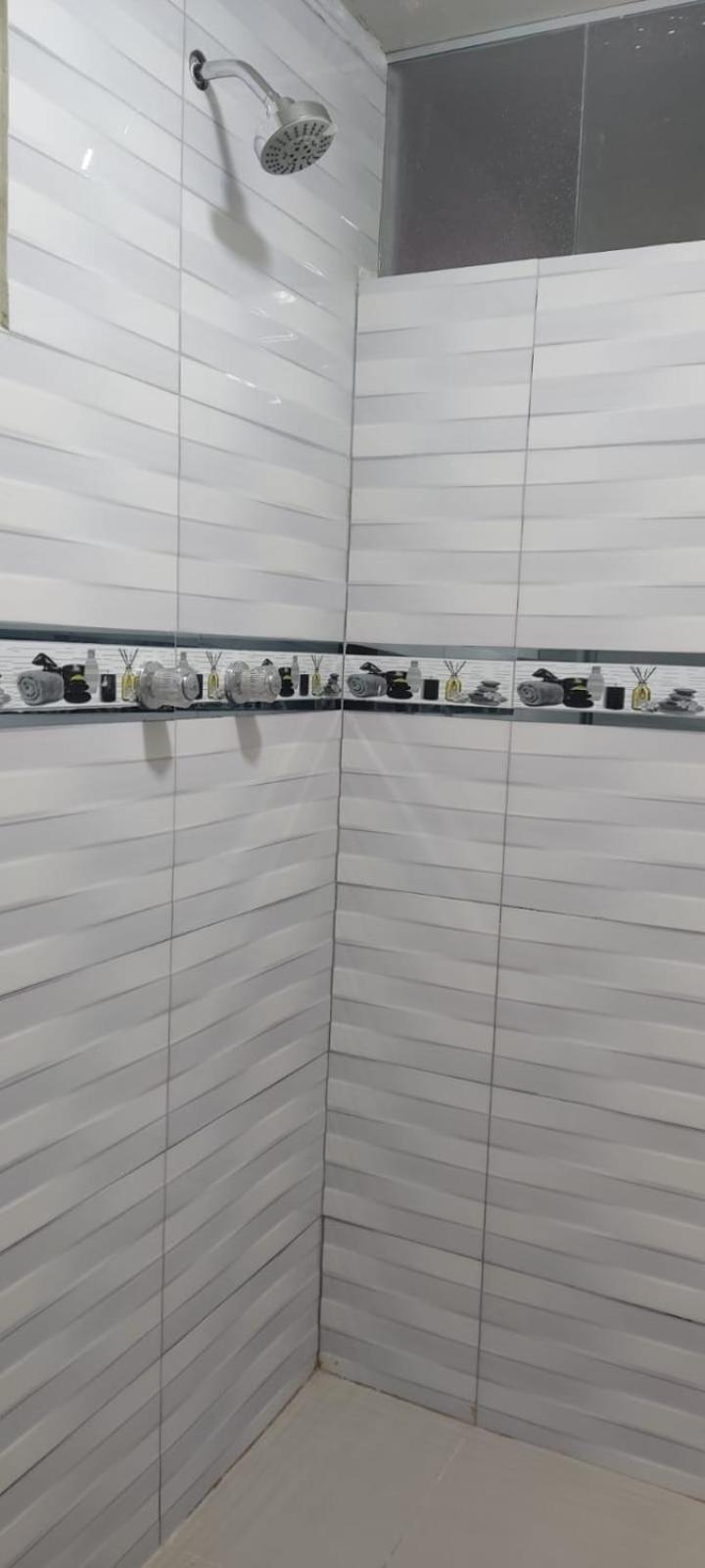Twin Room With Private Bathroom photo 2