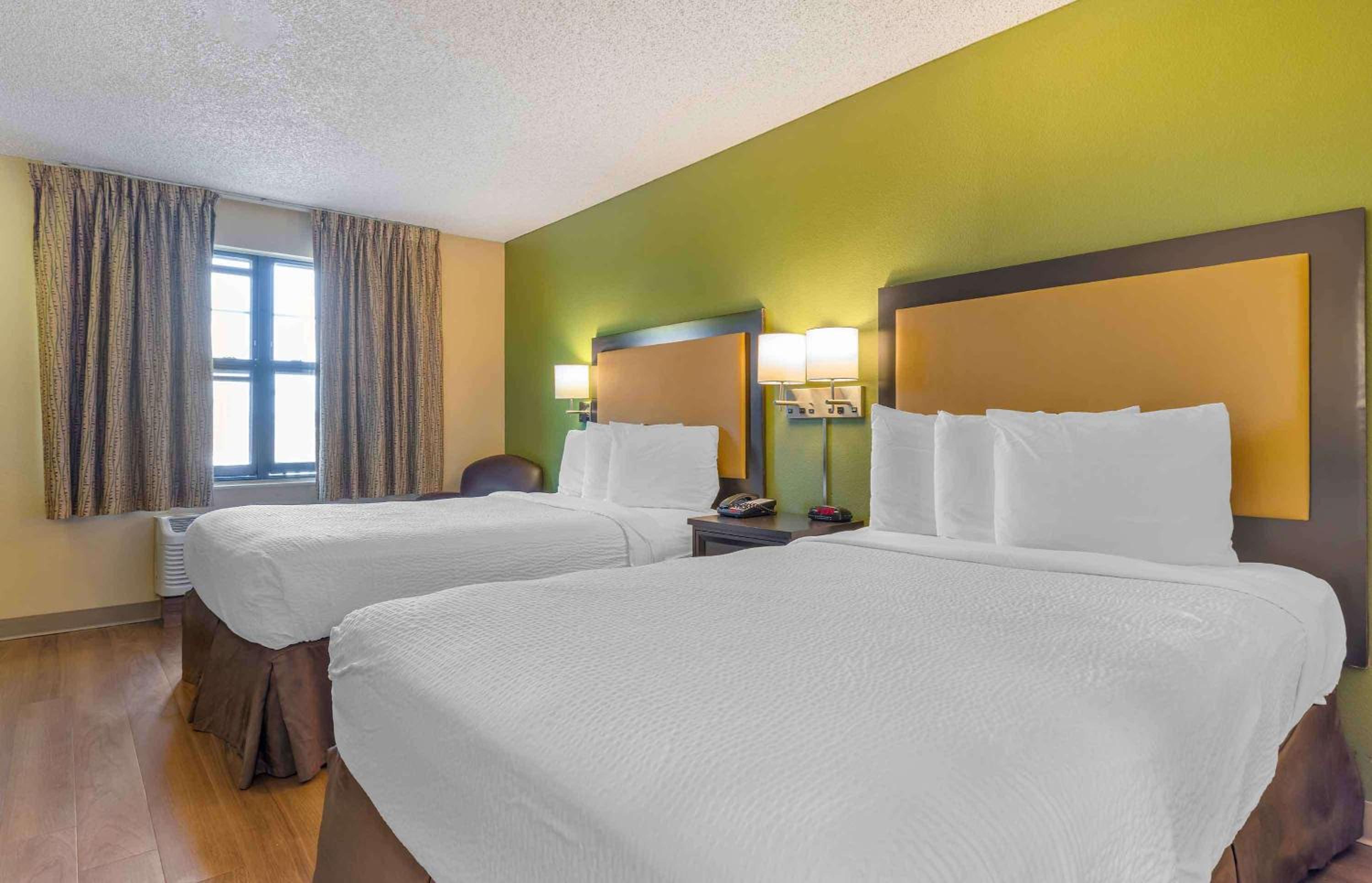 Studio with 2 Double Beds - Non-Smoking - Photo 1