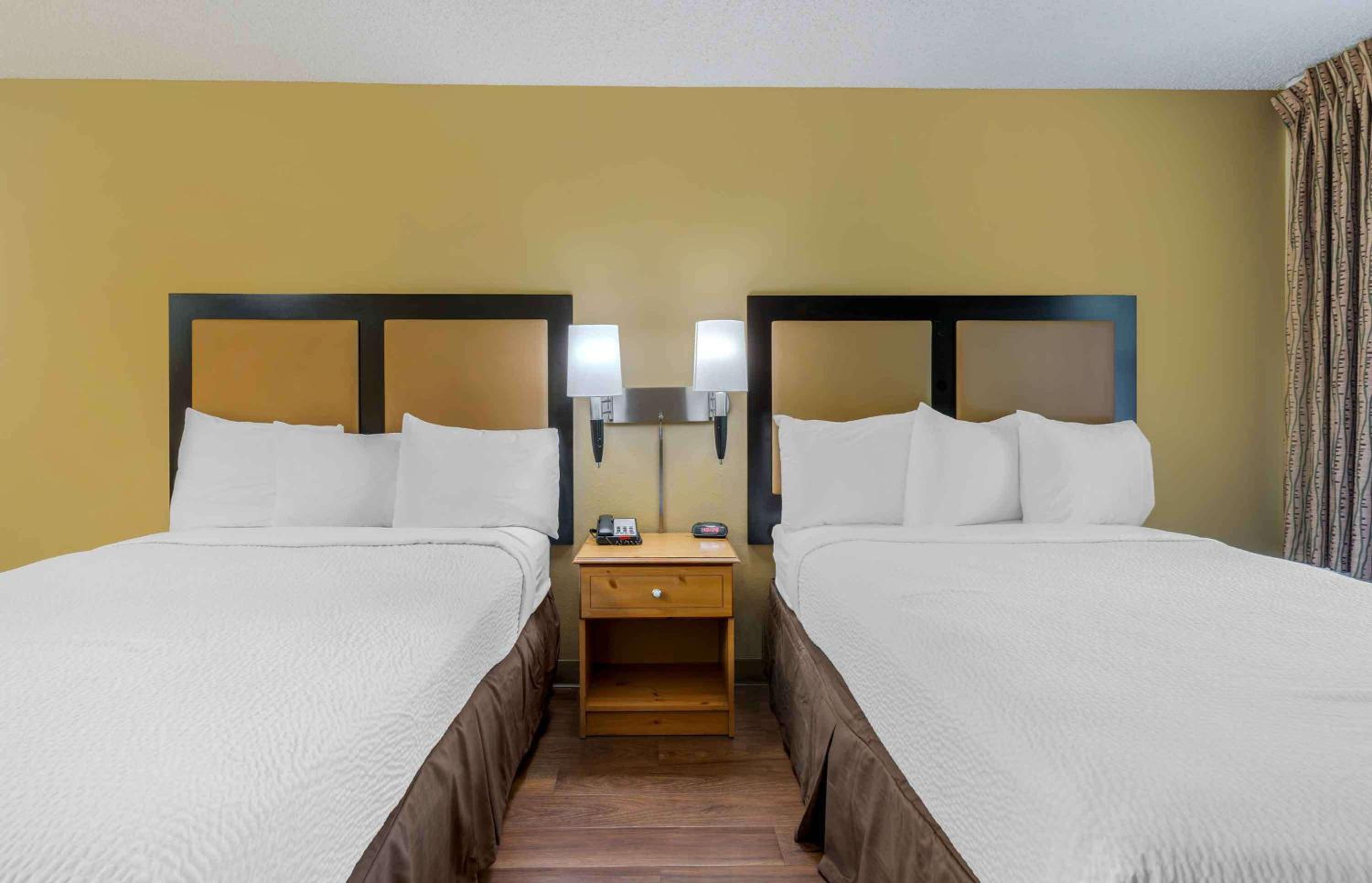 Studio with 2 Double Beds - Non-Smoking - Photo 1