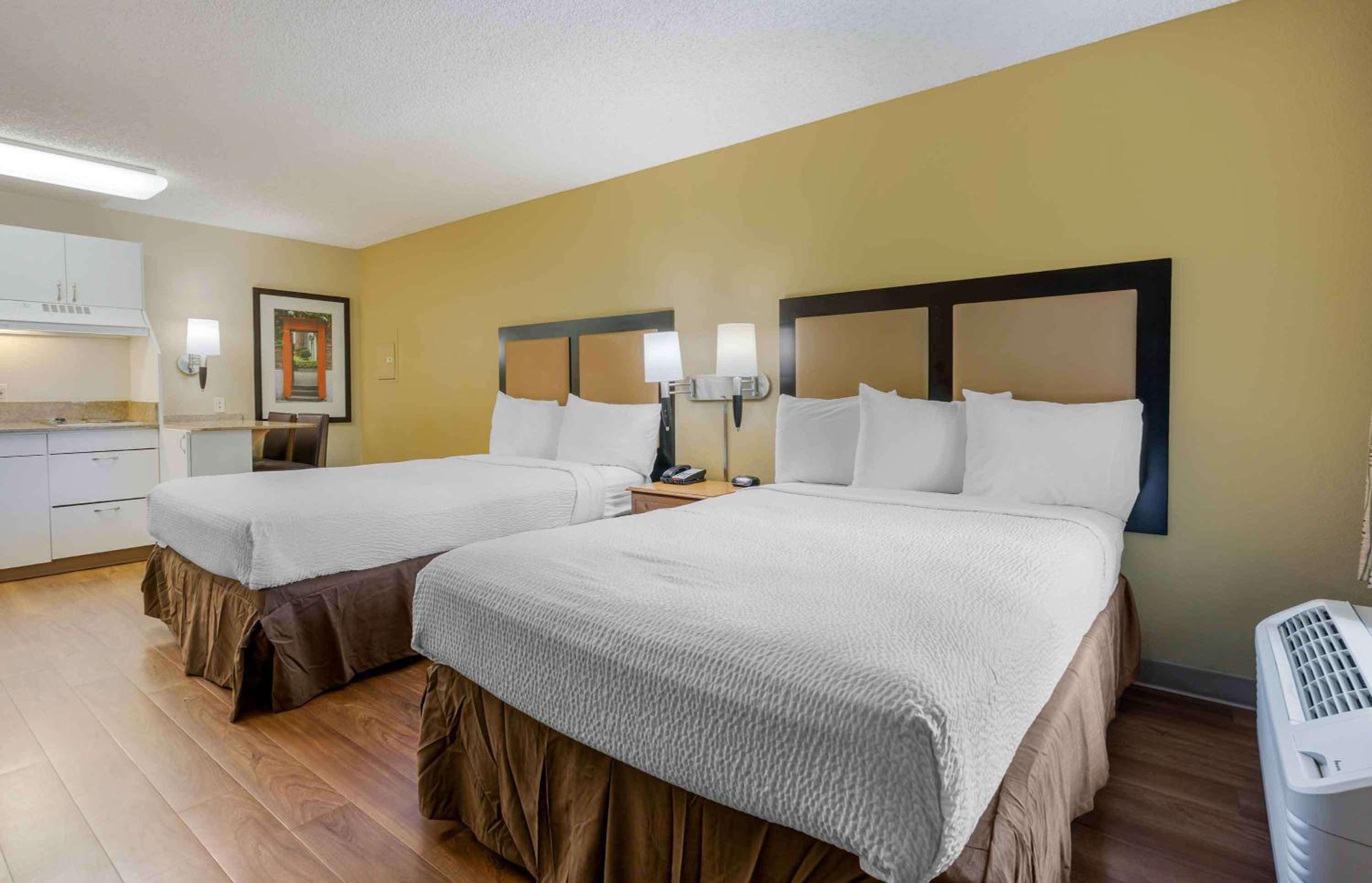 Studio with 2 Double Beds - Non-Smoking - Photo 10
