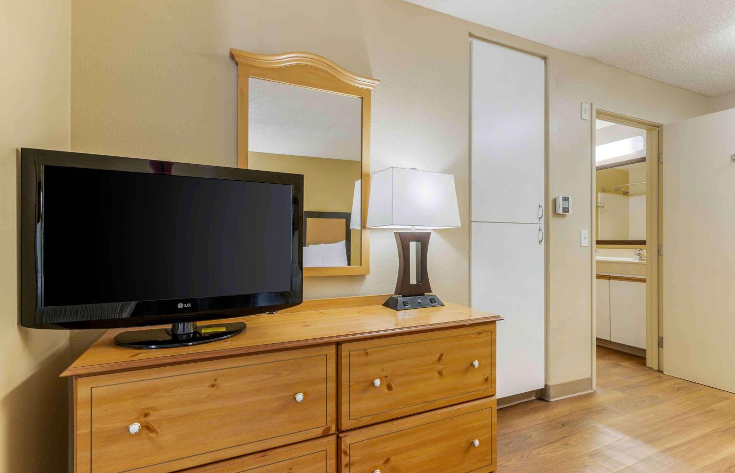 Studio with 2 Double Beds - Non-Smoking - Photo 11