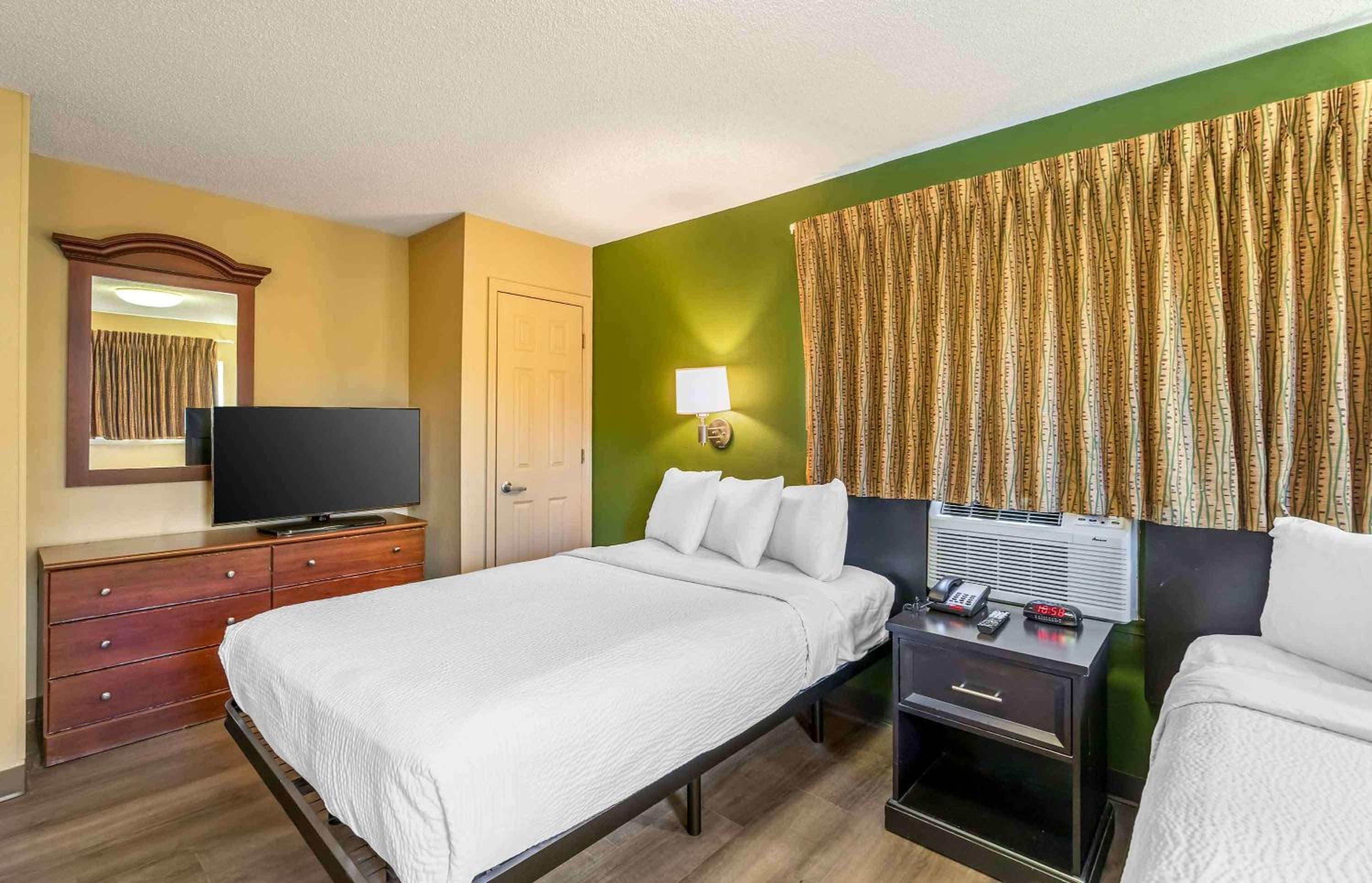 Studio with 2 Double Beds - Non-Smoking - Photo 10