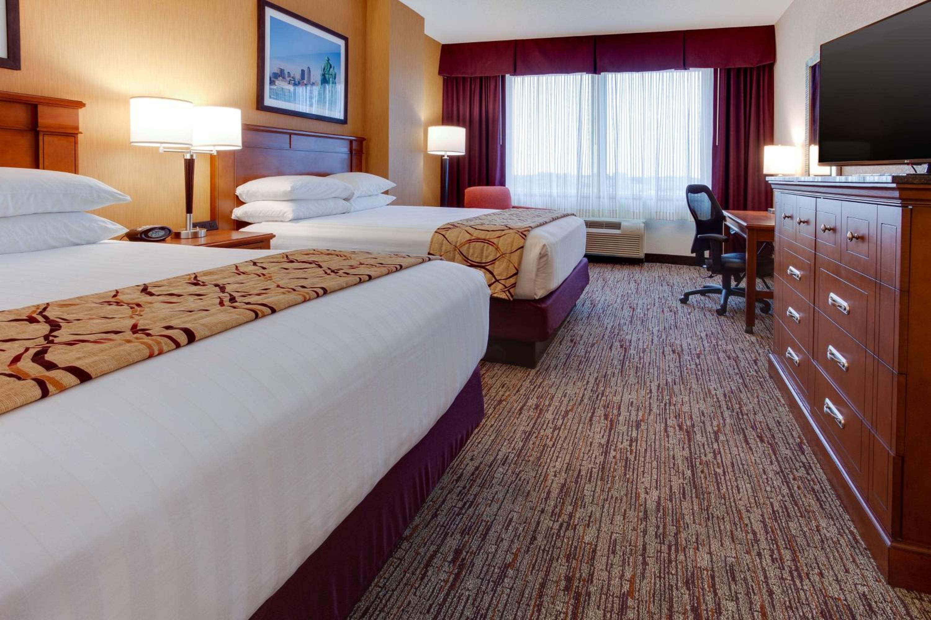 Deluxe Queen Room with Two Queen Beds - Photo 1