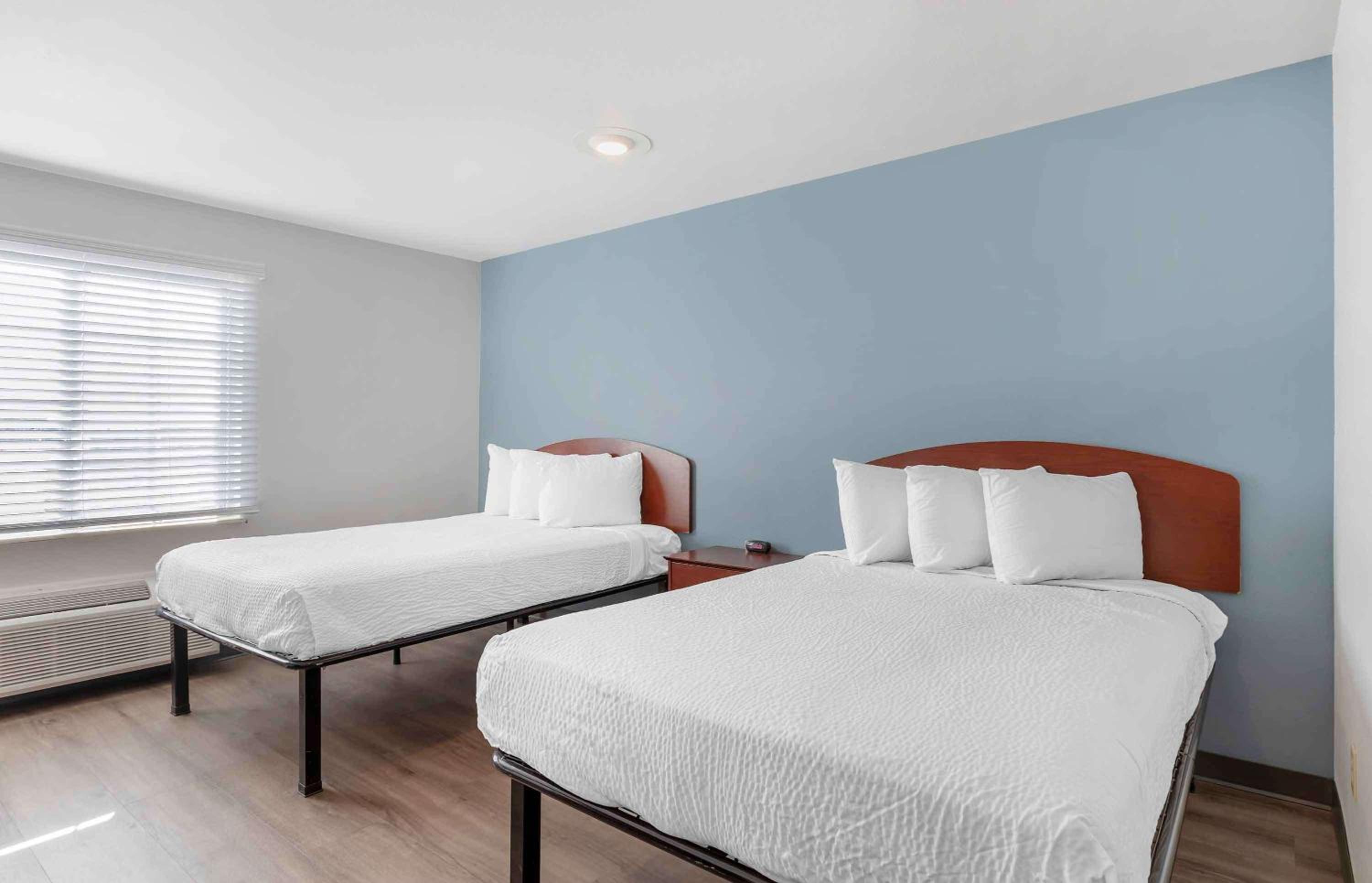 Double Room with Two Double Beds - Non-Smoking photo 1