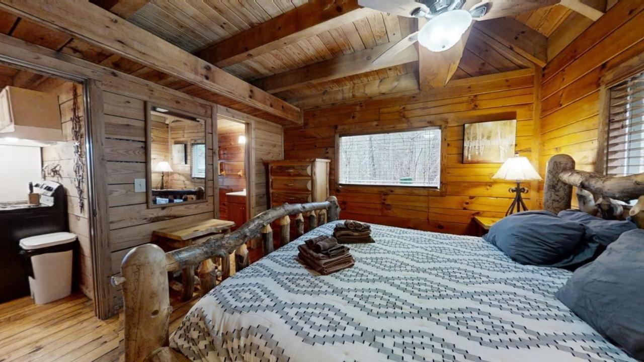 Two-Bedroom House photo 2