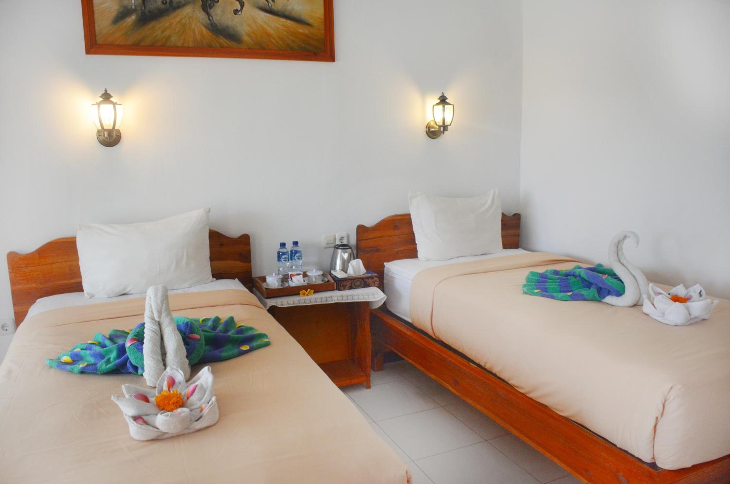 Standard Twin Room with Garden View - Photo 14
