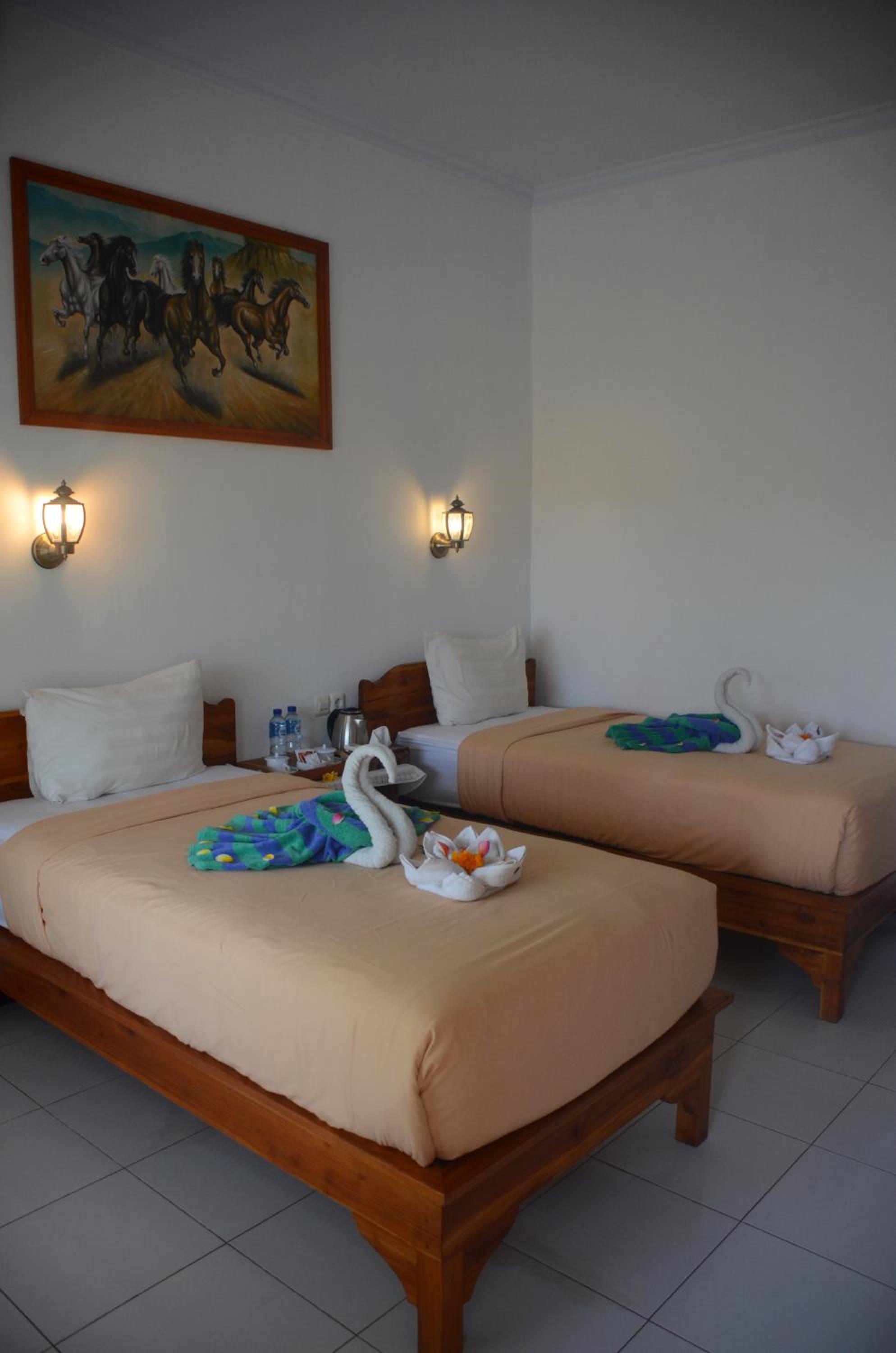 Standard Twin Room with Garden View - Photo 18