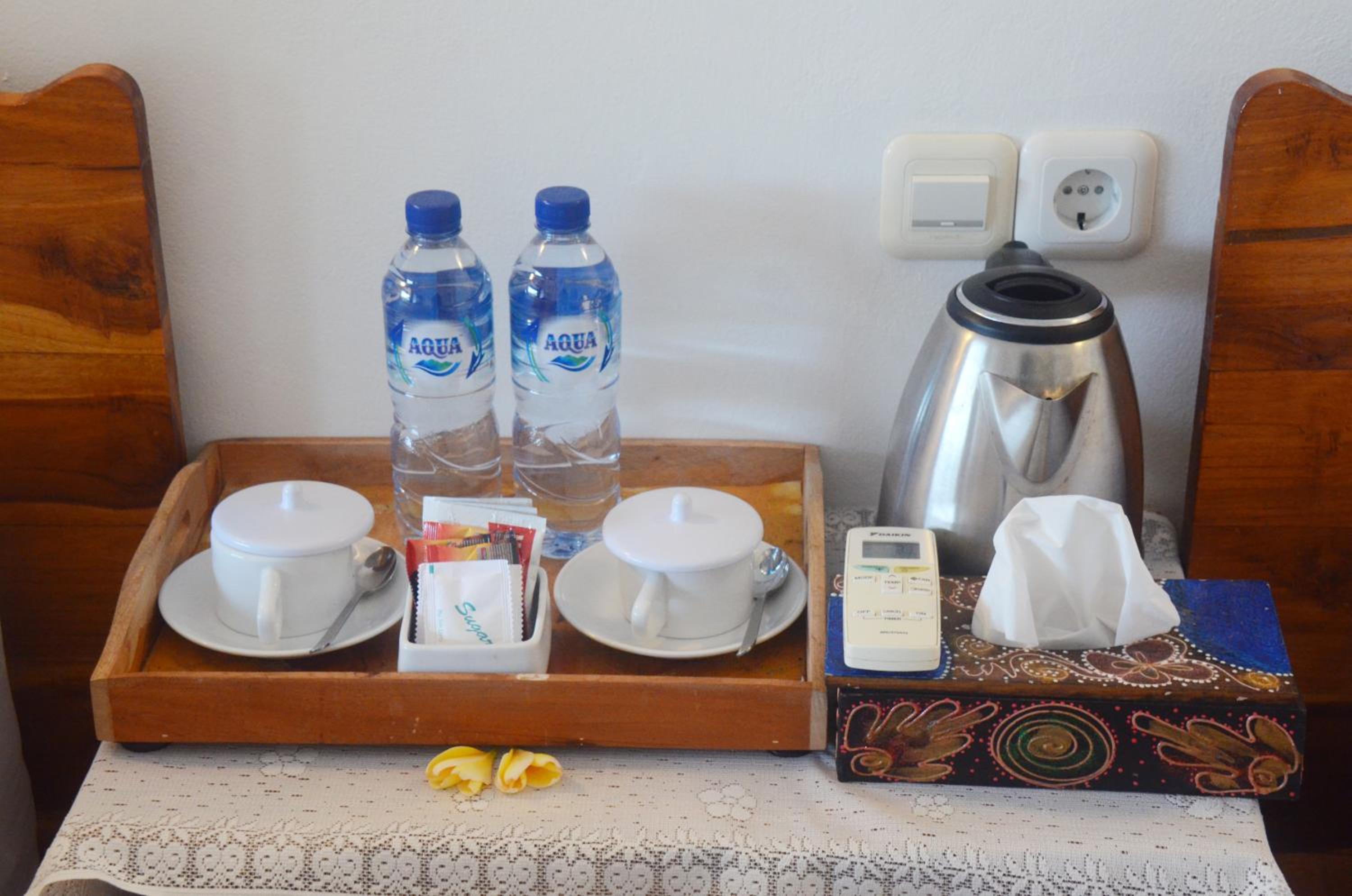 Standard Twin Room with Garden View - Photo 12