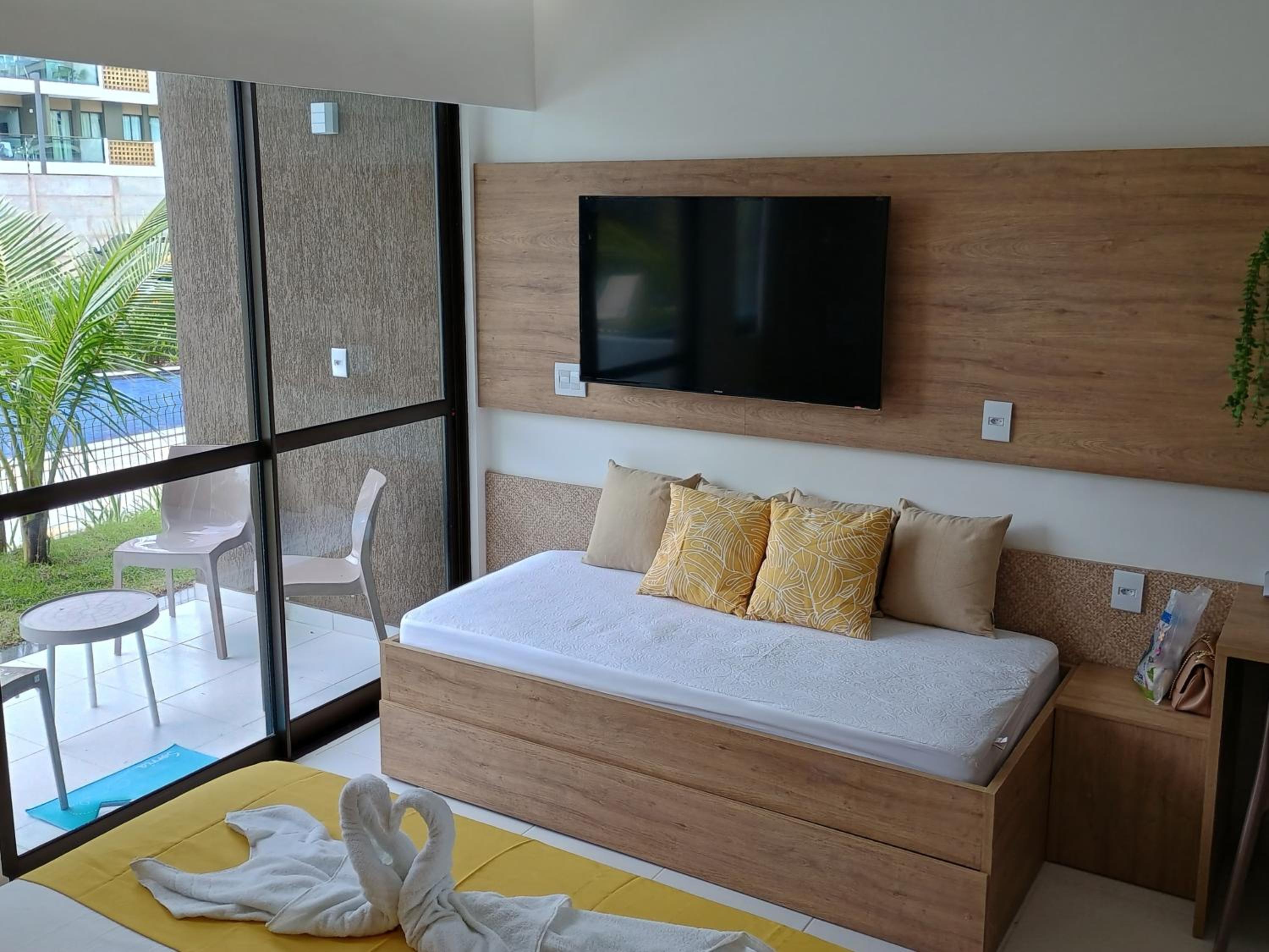 Apartment with Balcony photo 1