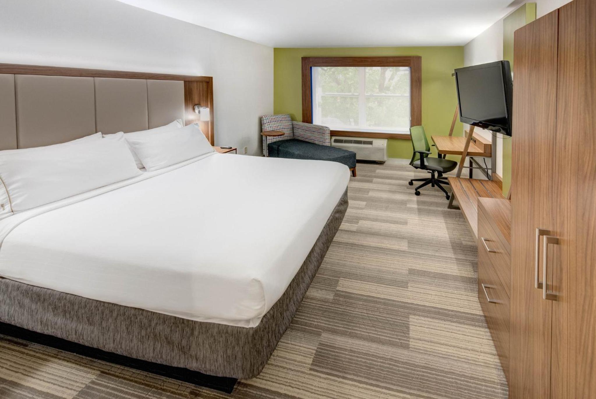 Standard King Room with Extra Floor Space