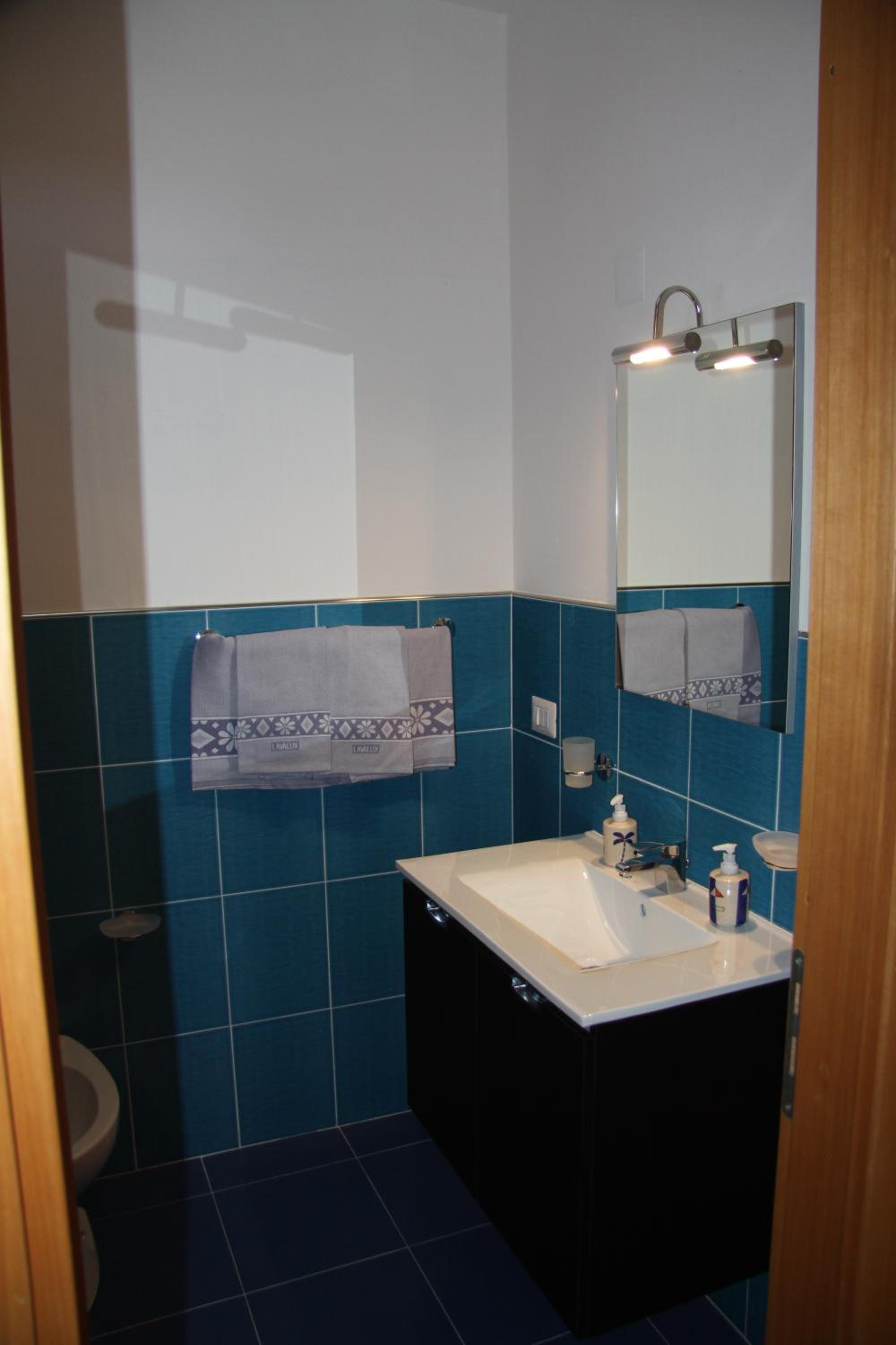 Two-Bedroom Apartment with Garden View - Photo 7