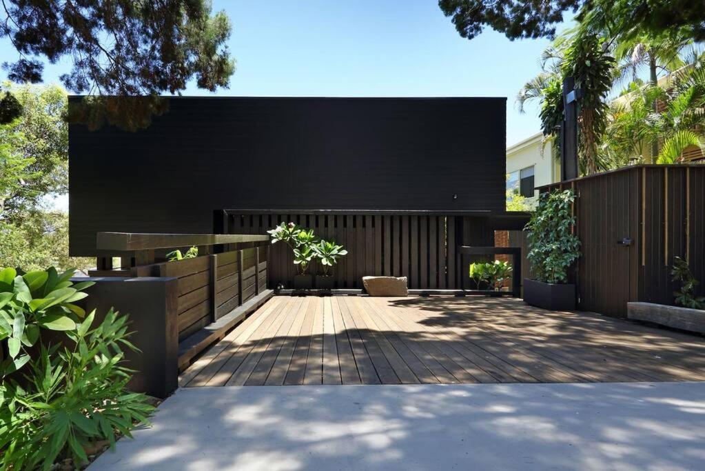 One-Bedroom House photo 2