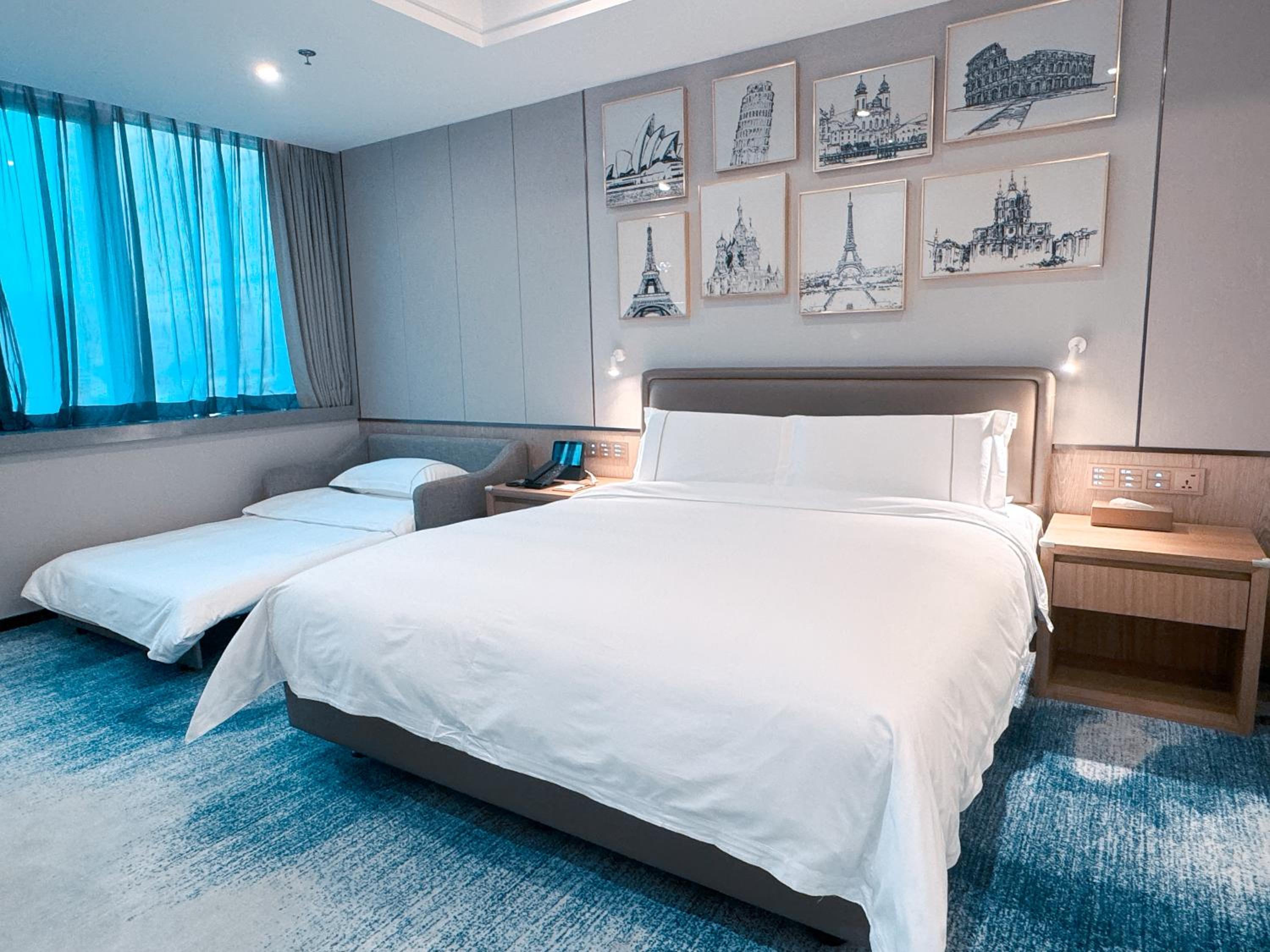 Double or Twin Room photo 2