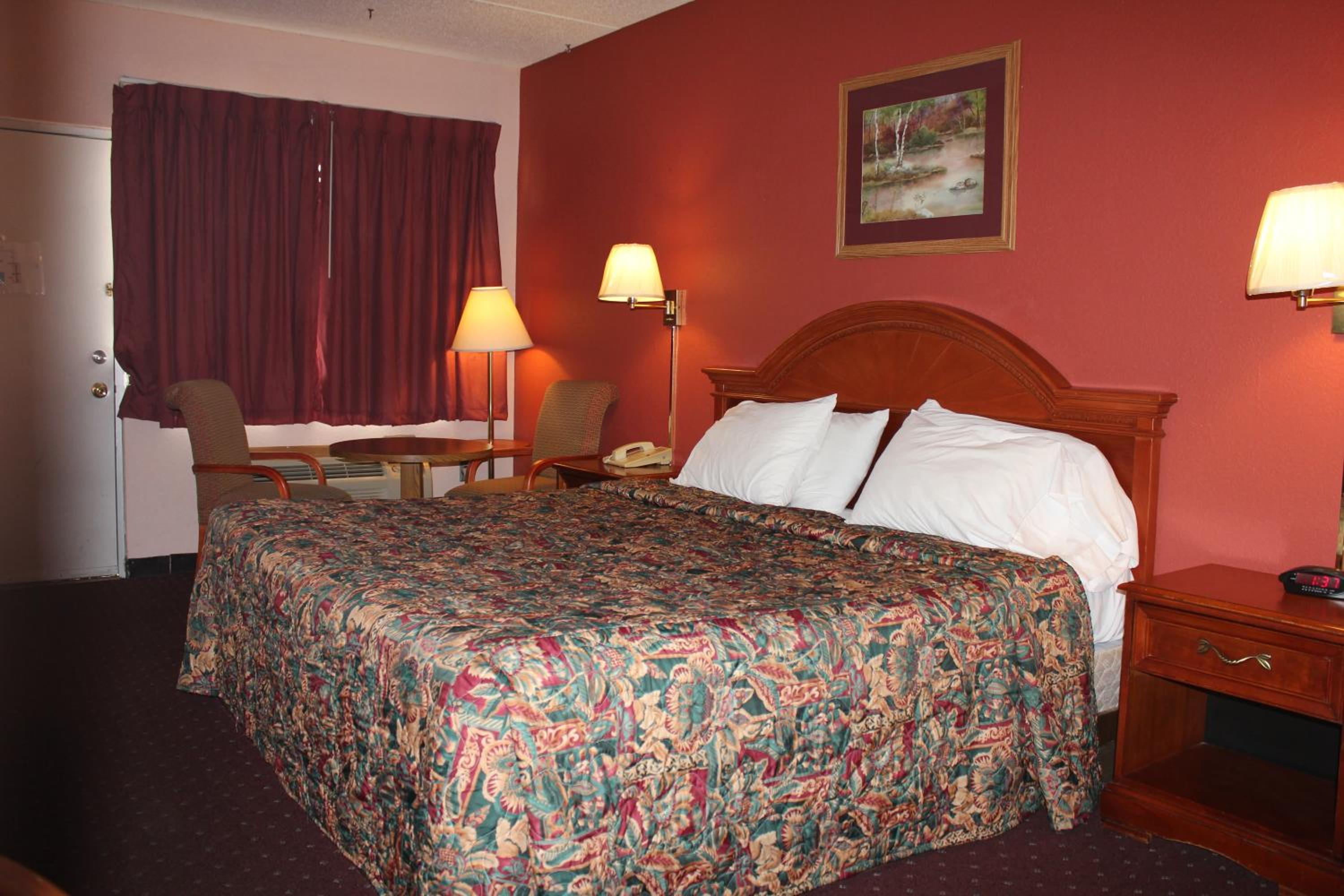 King Room - Non-Smoking photo 3