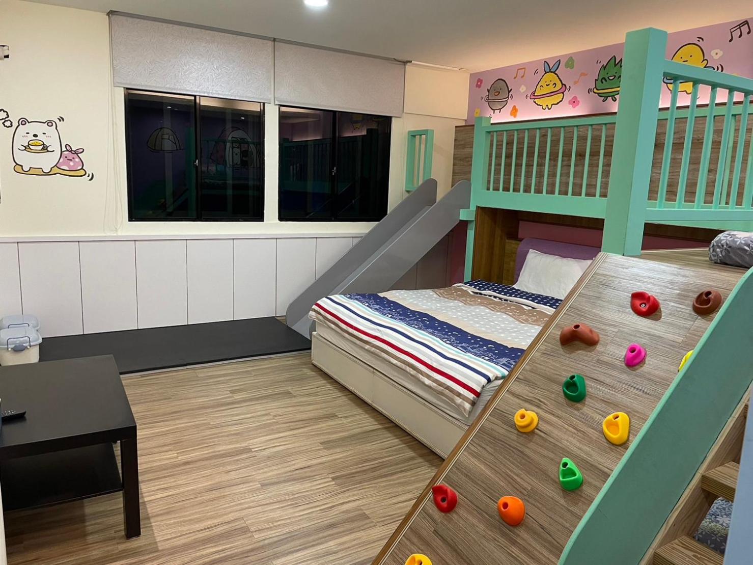 Family Room - Photo 1