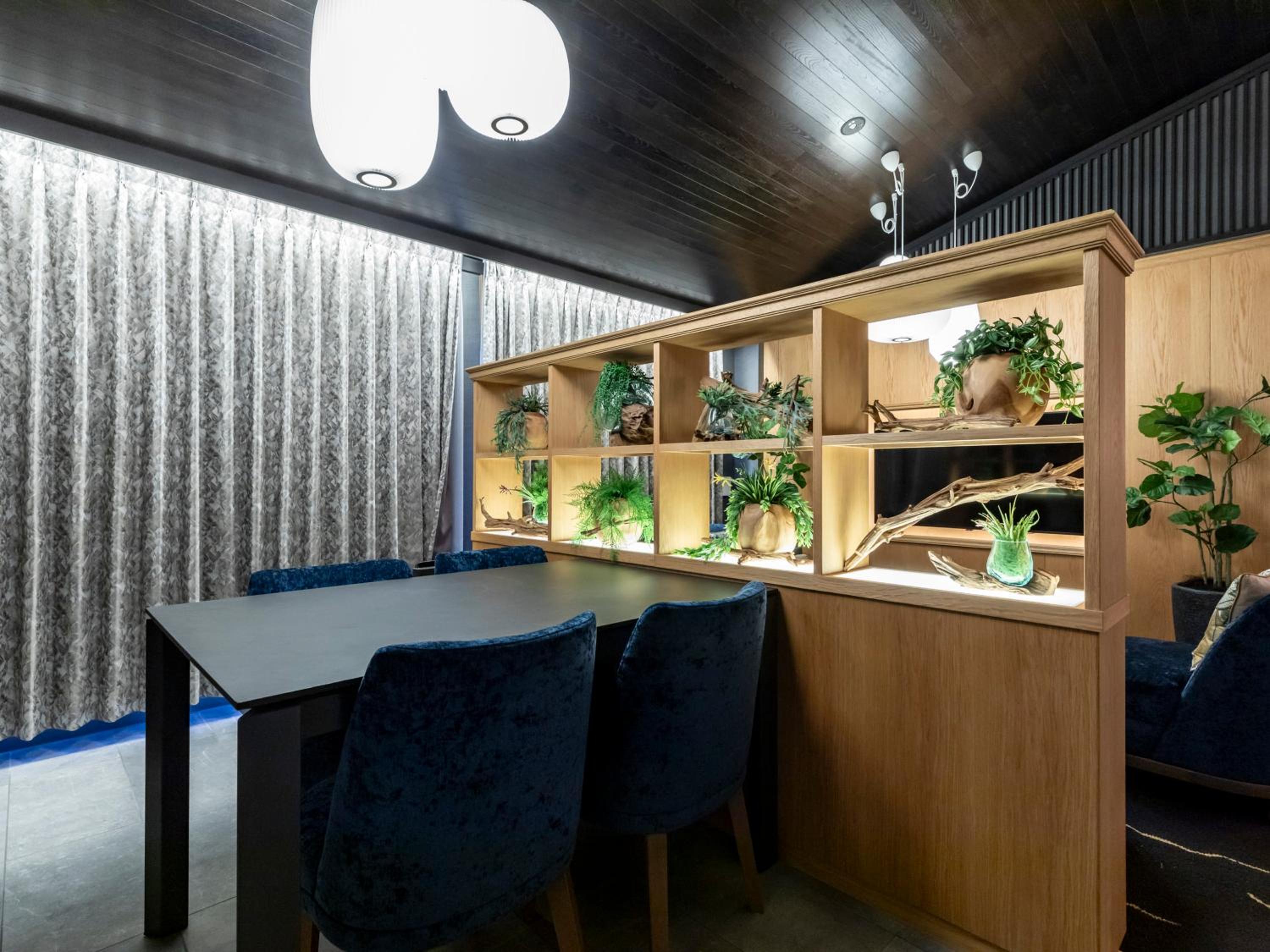 Deluxe Family Room - Photo 8