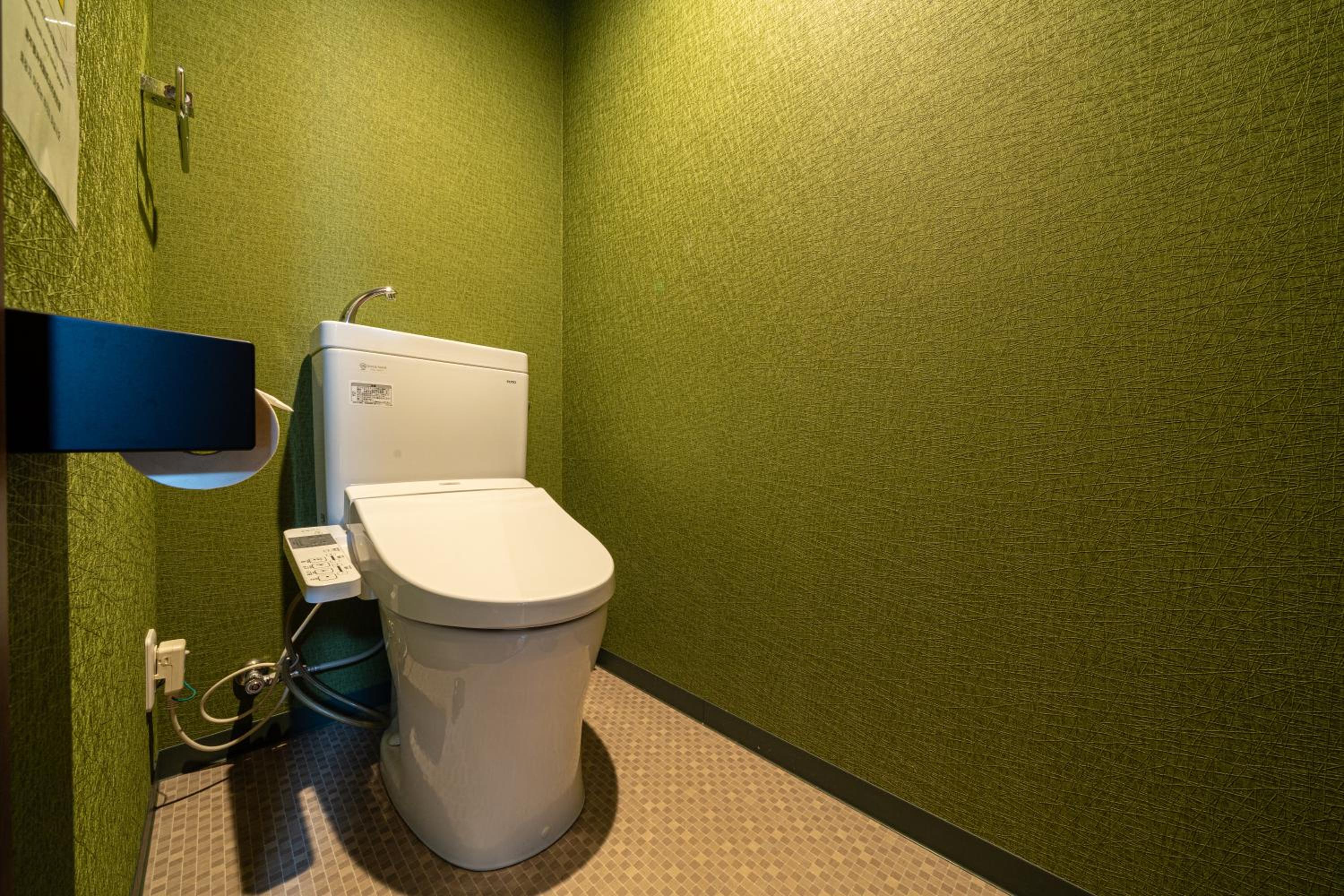 Economy Triple Room - Photo 4