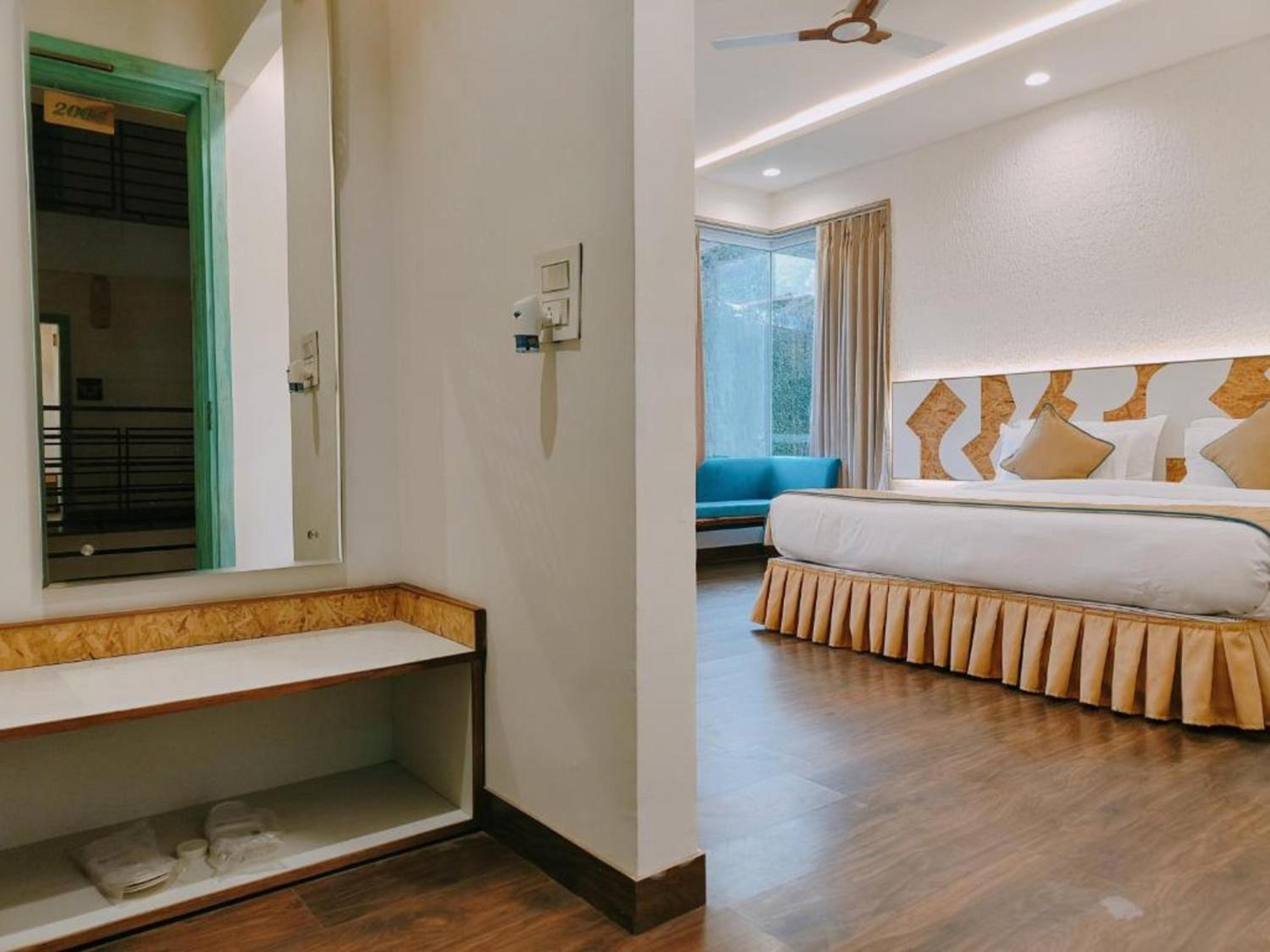 King Room with Garden View