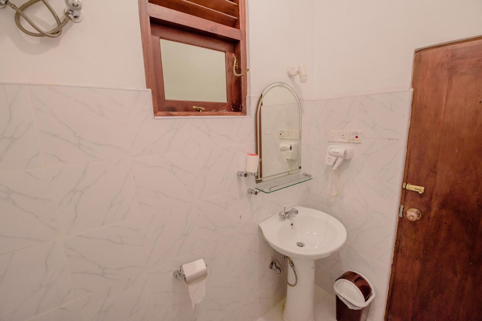 Comfort Twin Room - Photo 1
