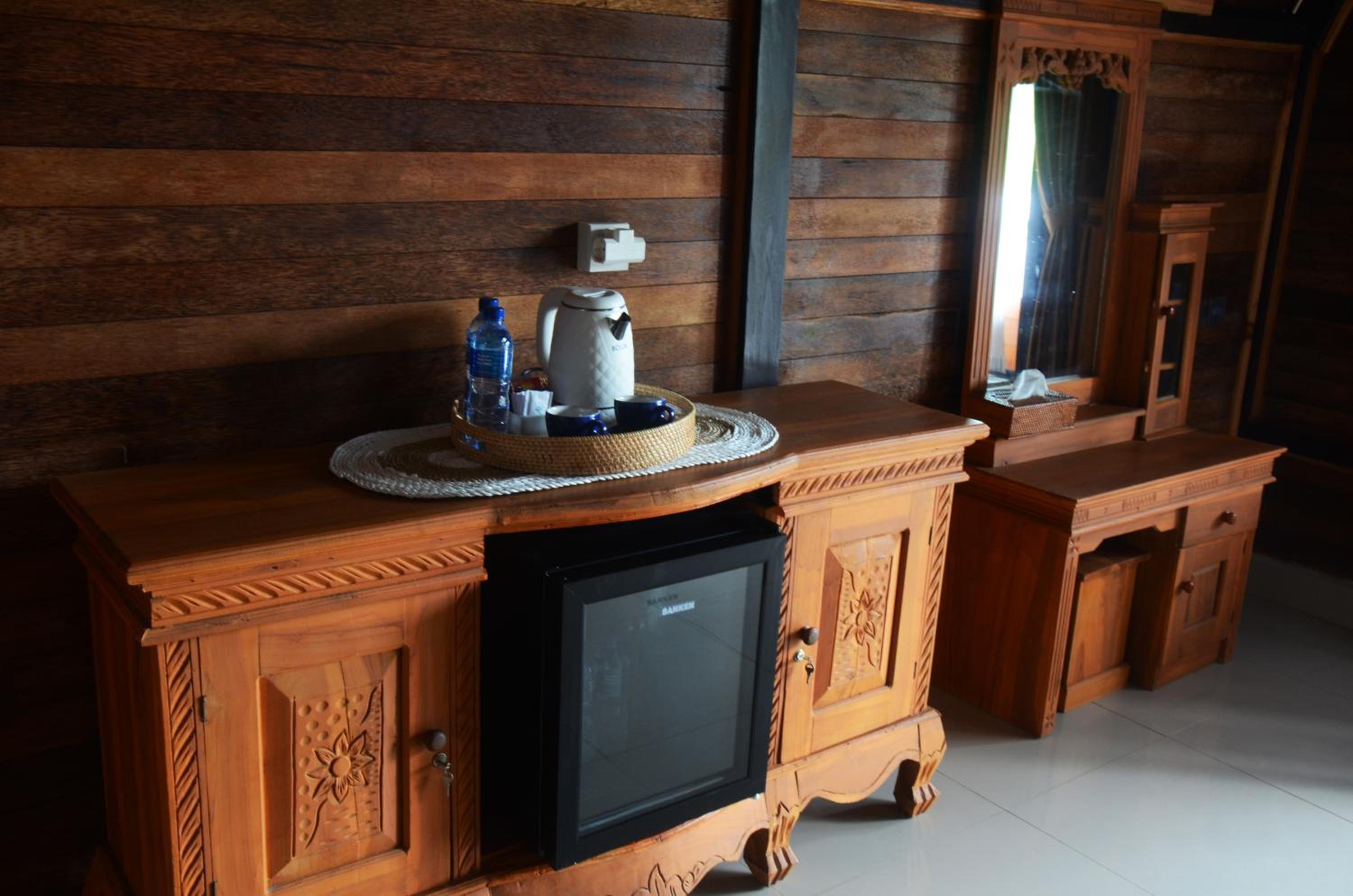 Bungalow with Garden View - Photo 1