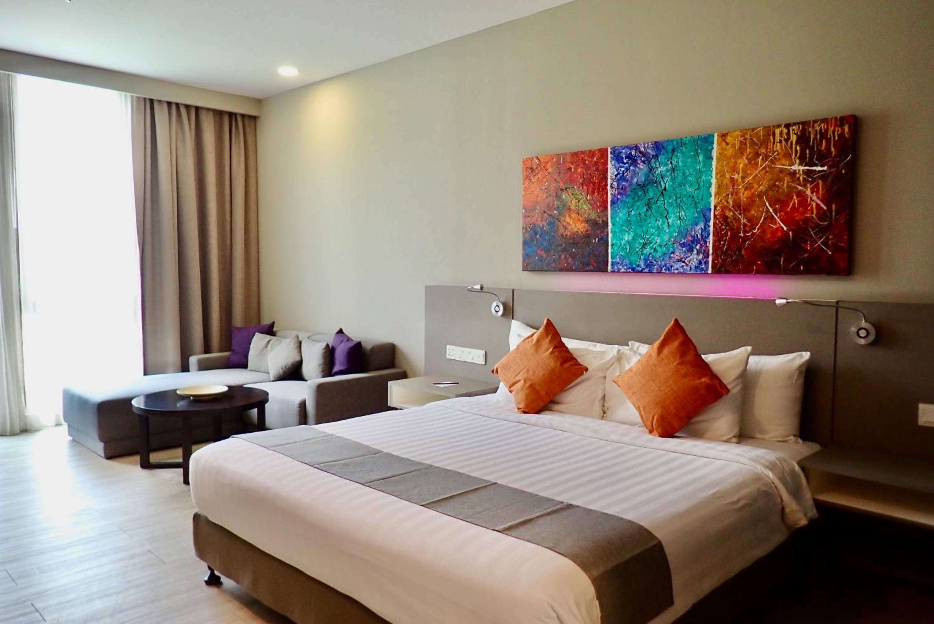 Deluxe King Room