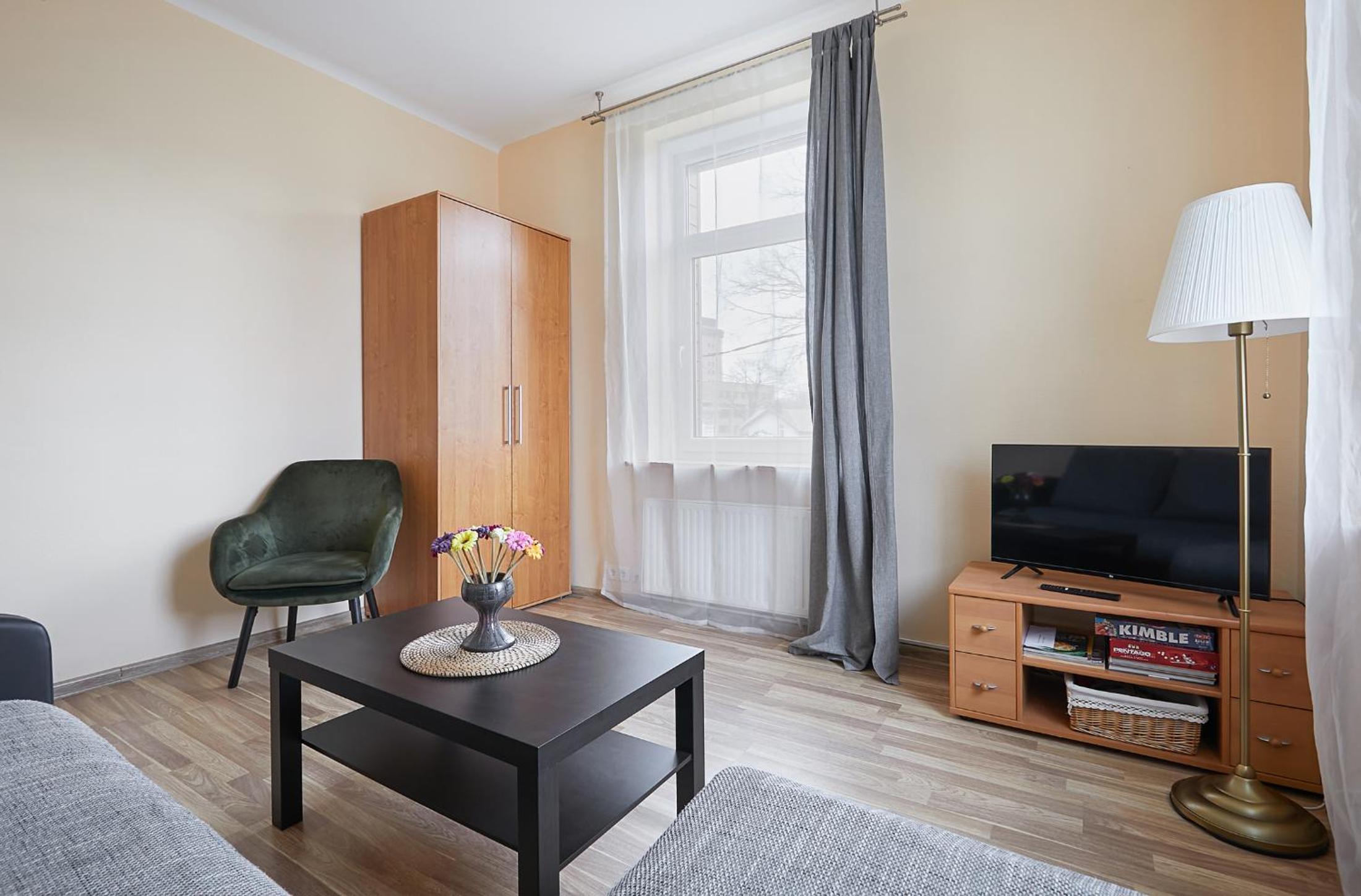 Two-Bedroom Apartment - Photo 2
