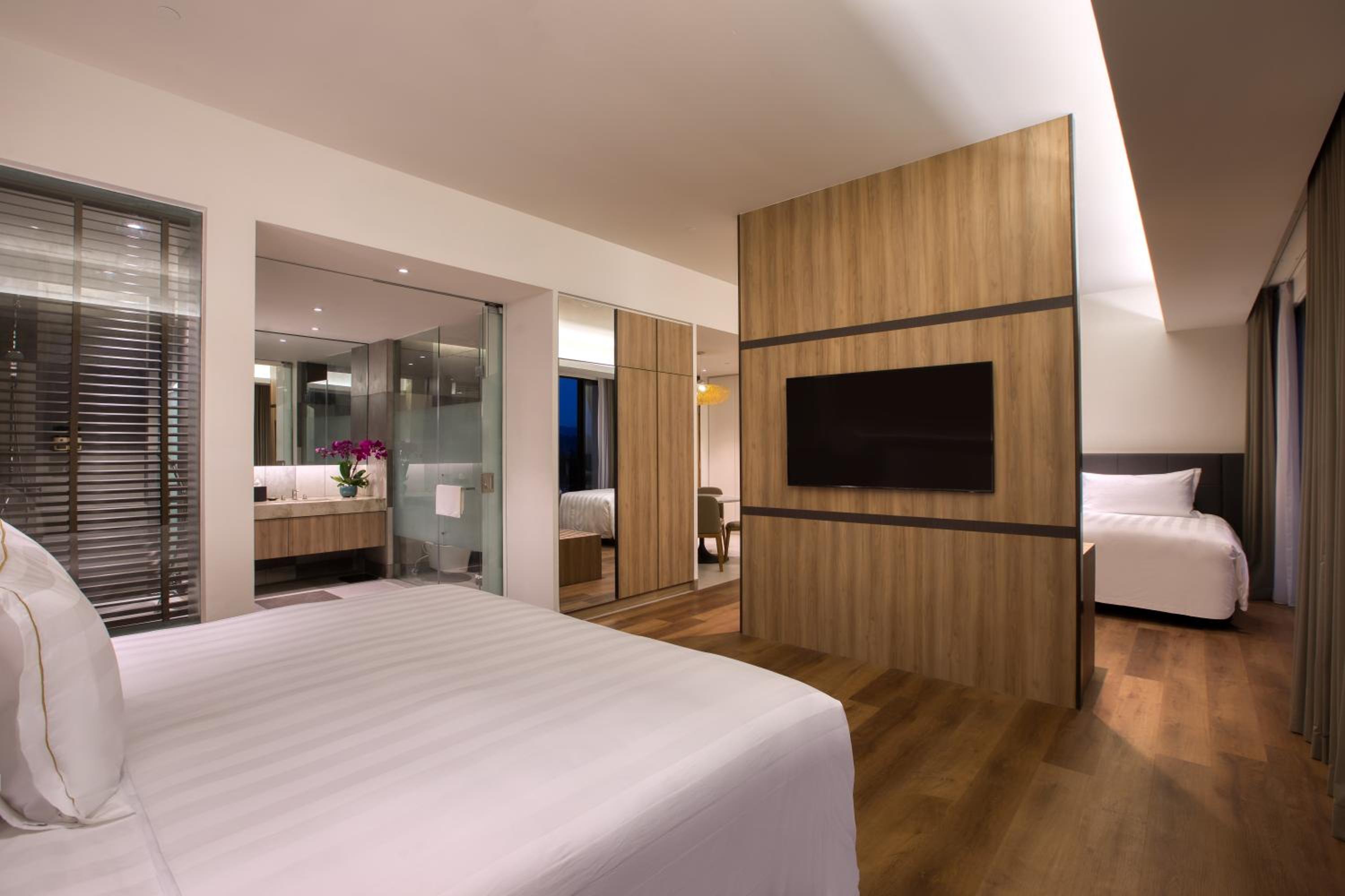 Family Superior Suite - Photo 2