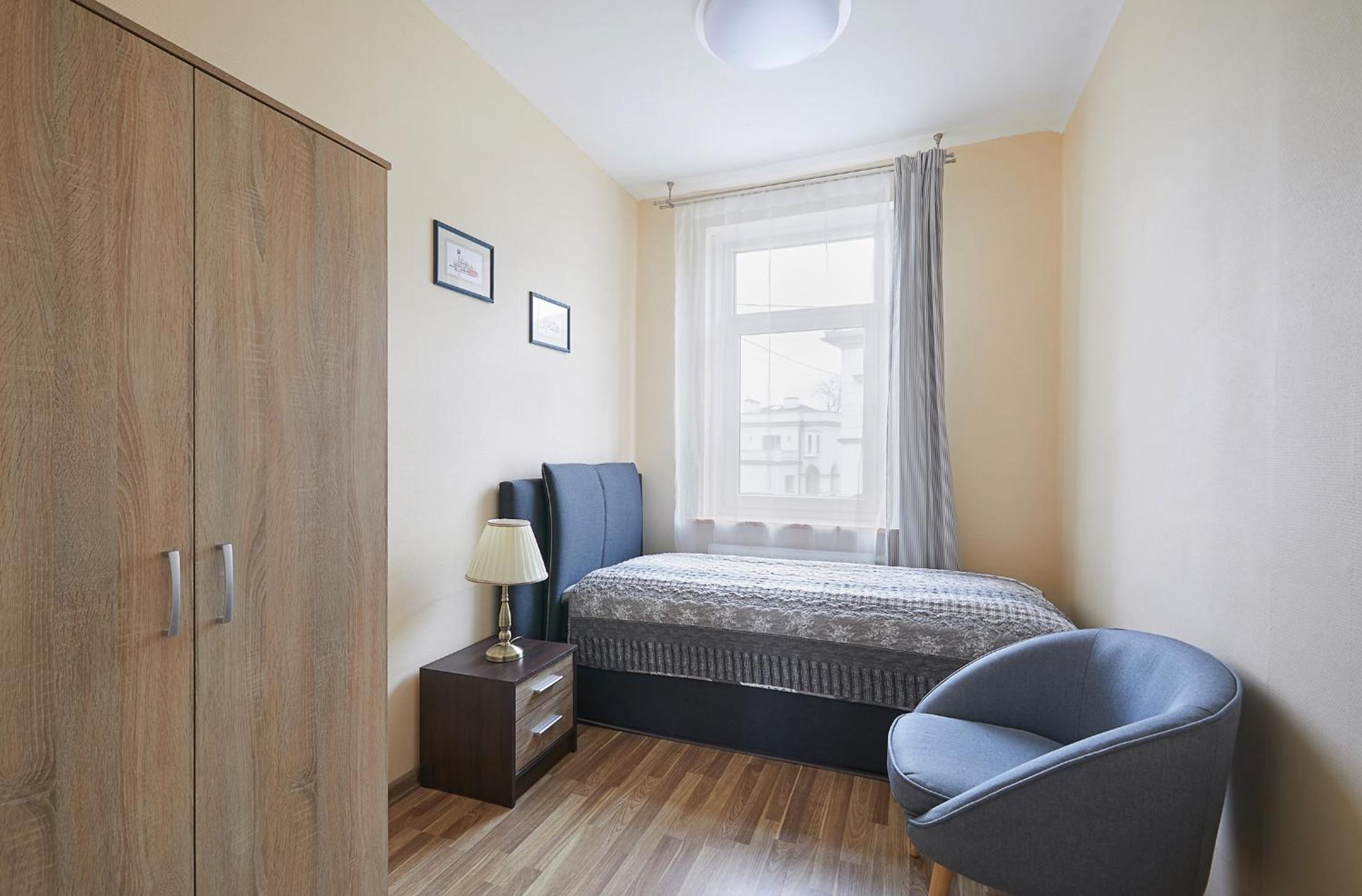 Two-Bedroom Apartment - Photo 3