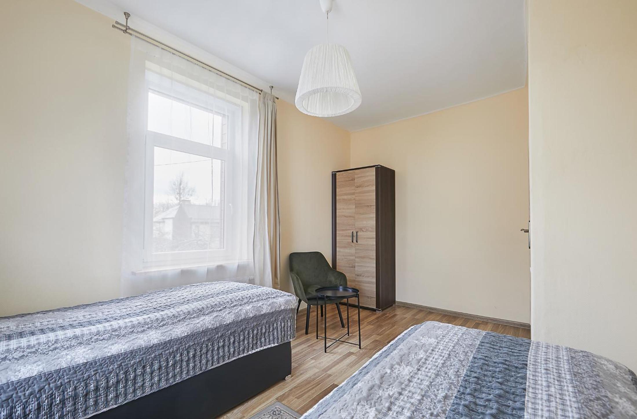 Two-Bedroom Apartment - Photo 5