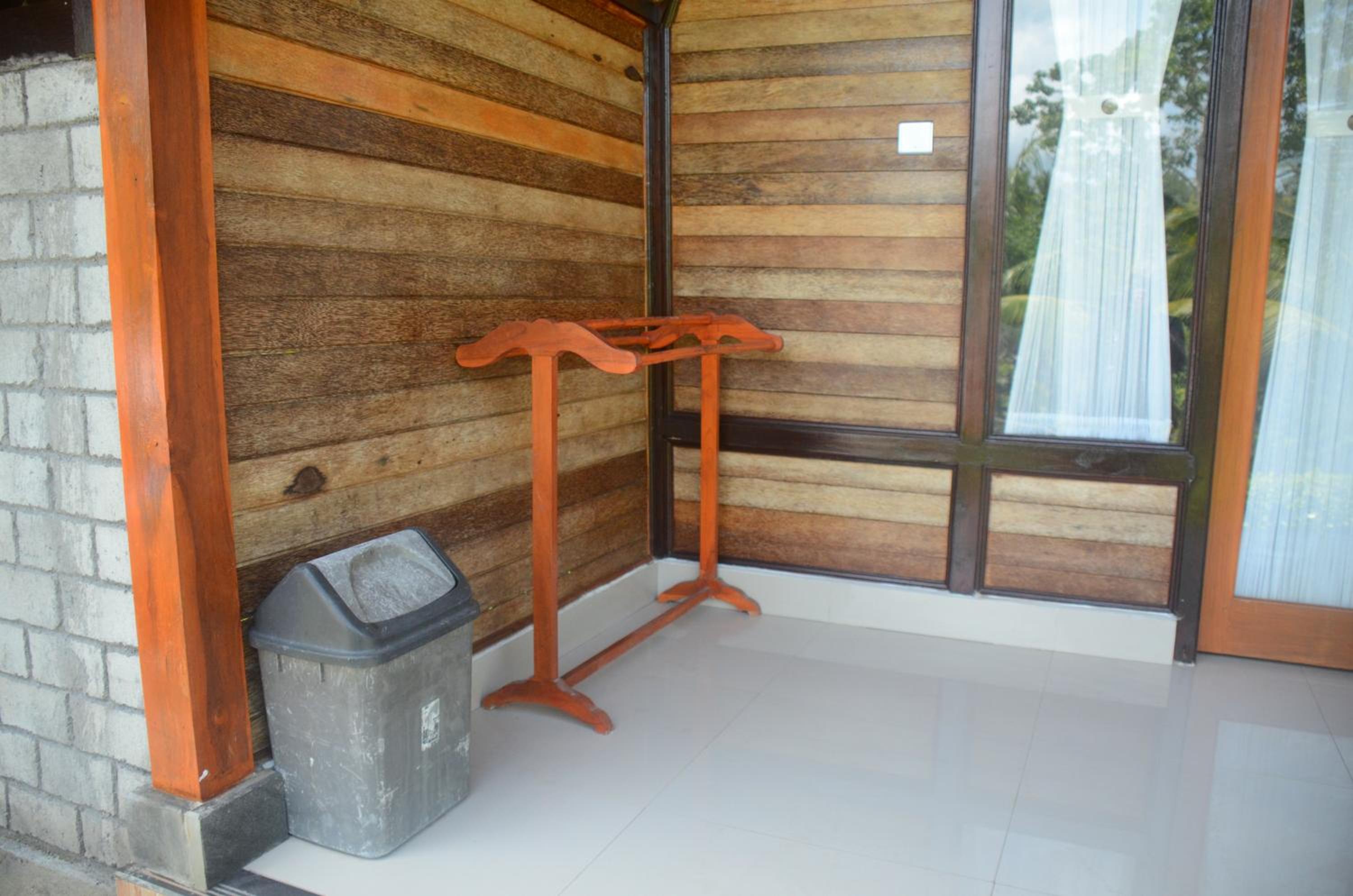 Deluxe Bungalow - Photo 24