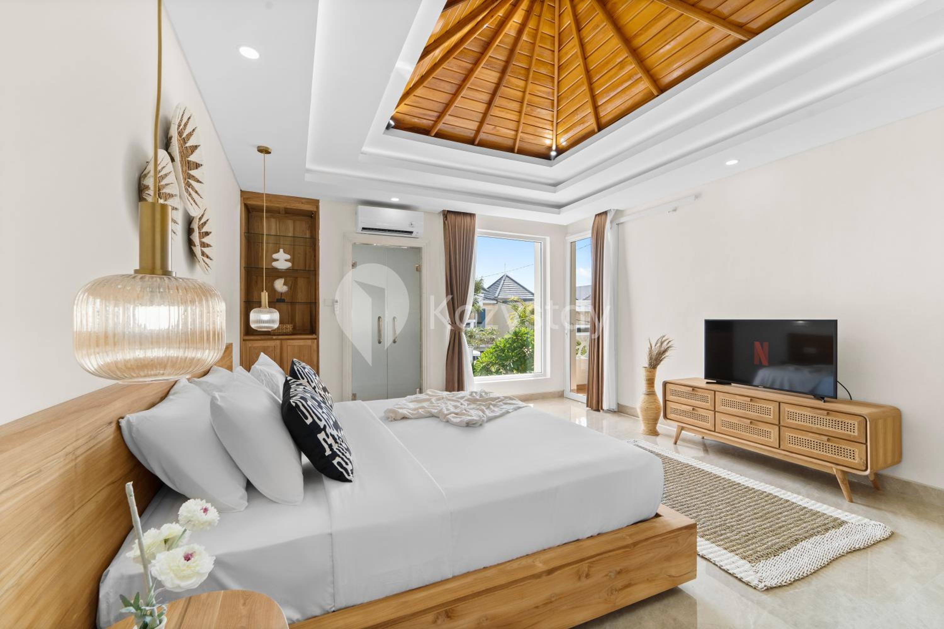 Three-Bedroom Villa photo 1
