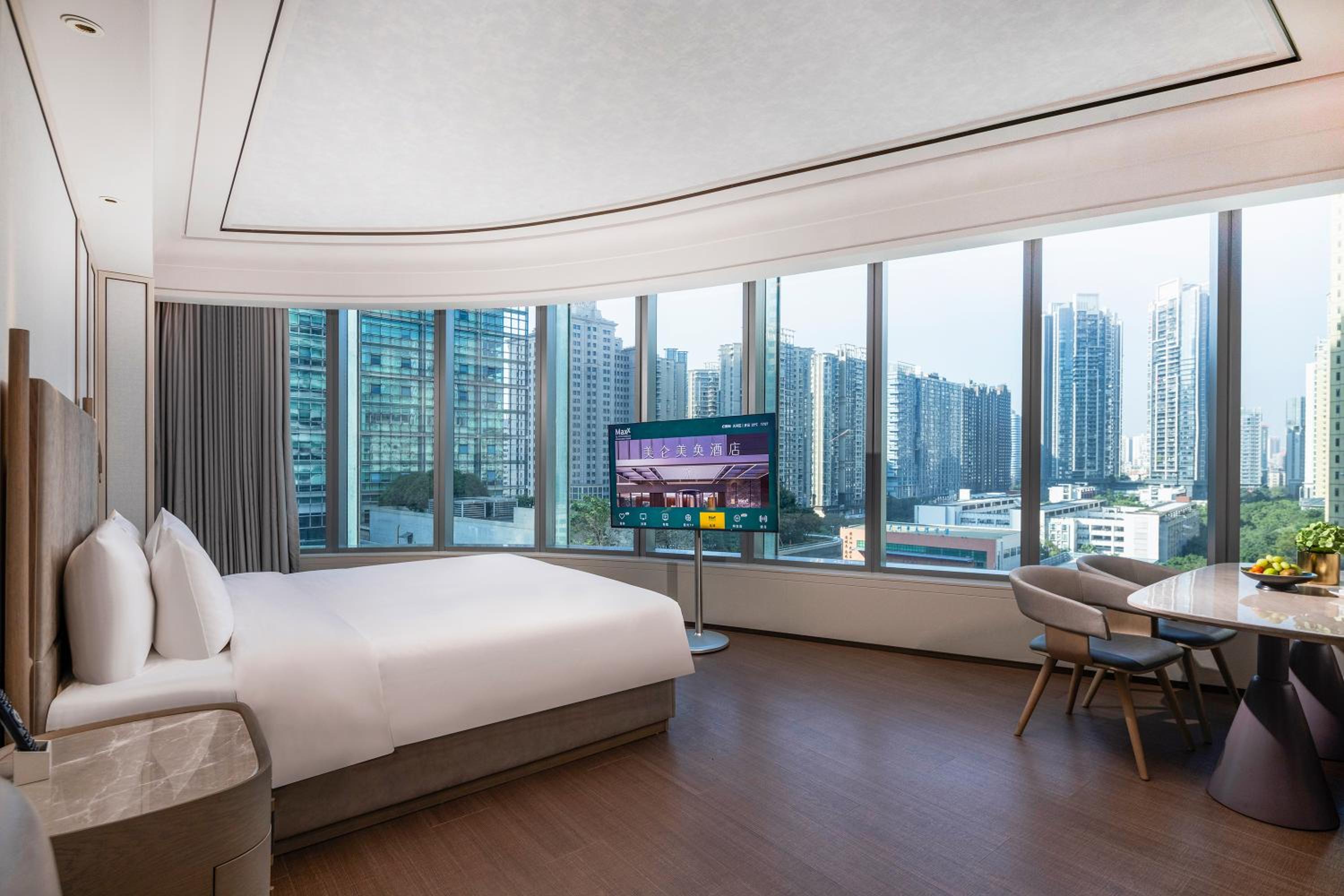 Executive Room with 1 king-size bed photo 2