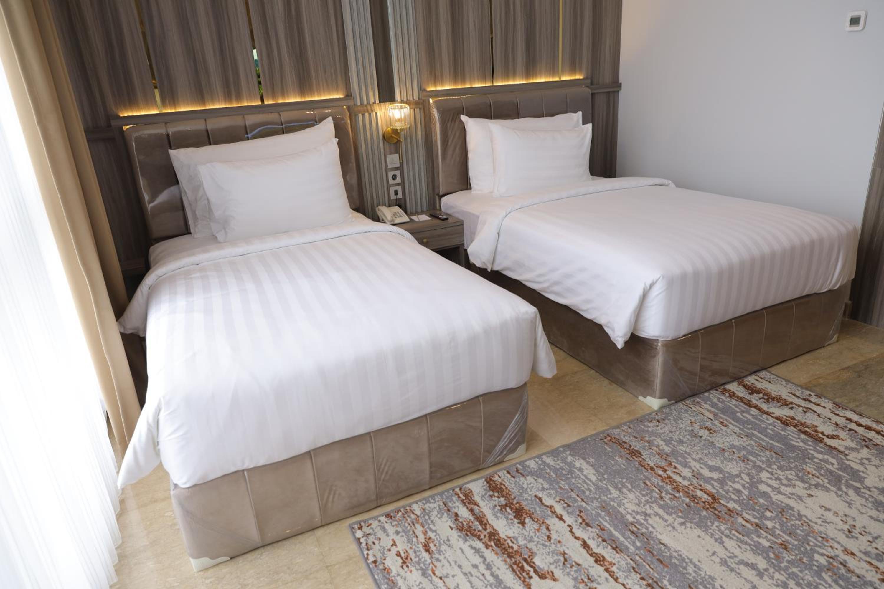 Deluxe Twin Room - Photo 1