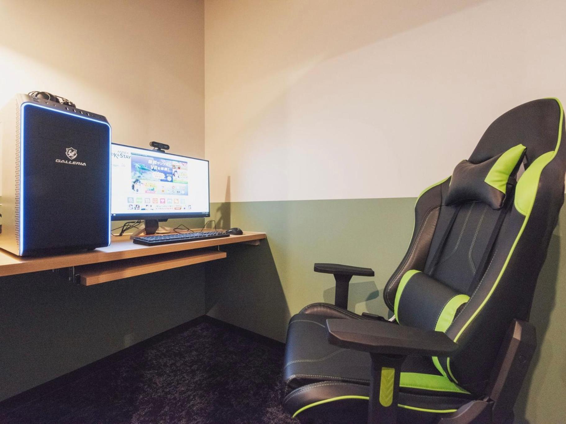 Room with No Bed (Chair Only) - Late Check-In 20:00 photo 3