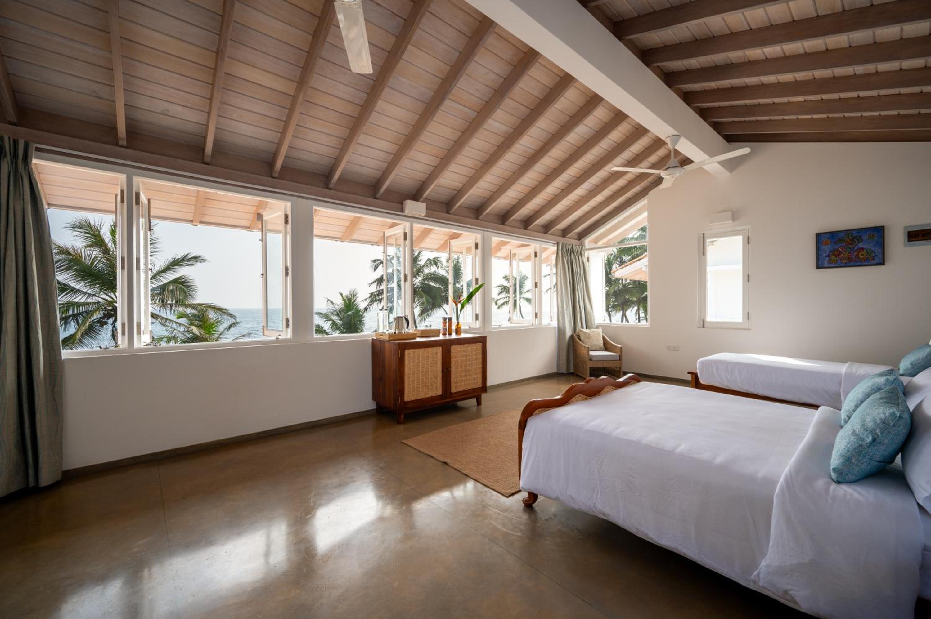 Family Room with Sea View