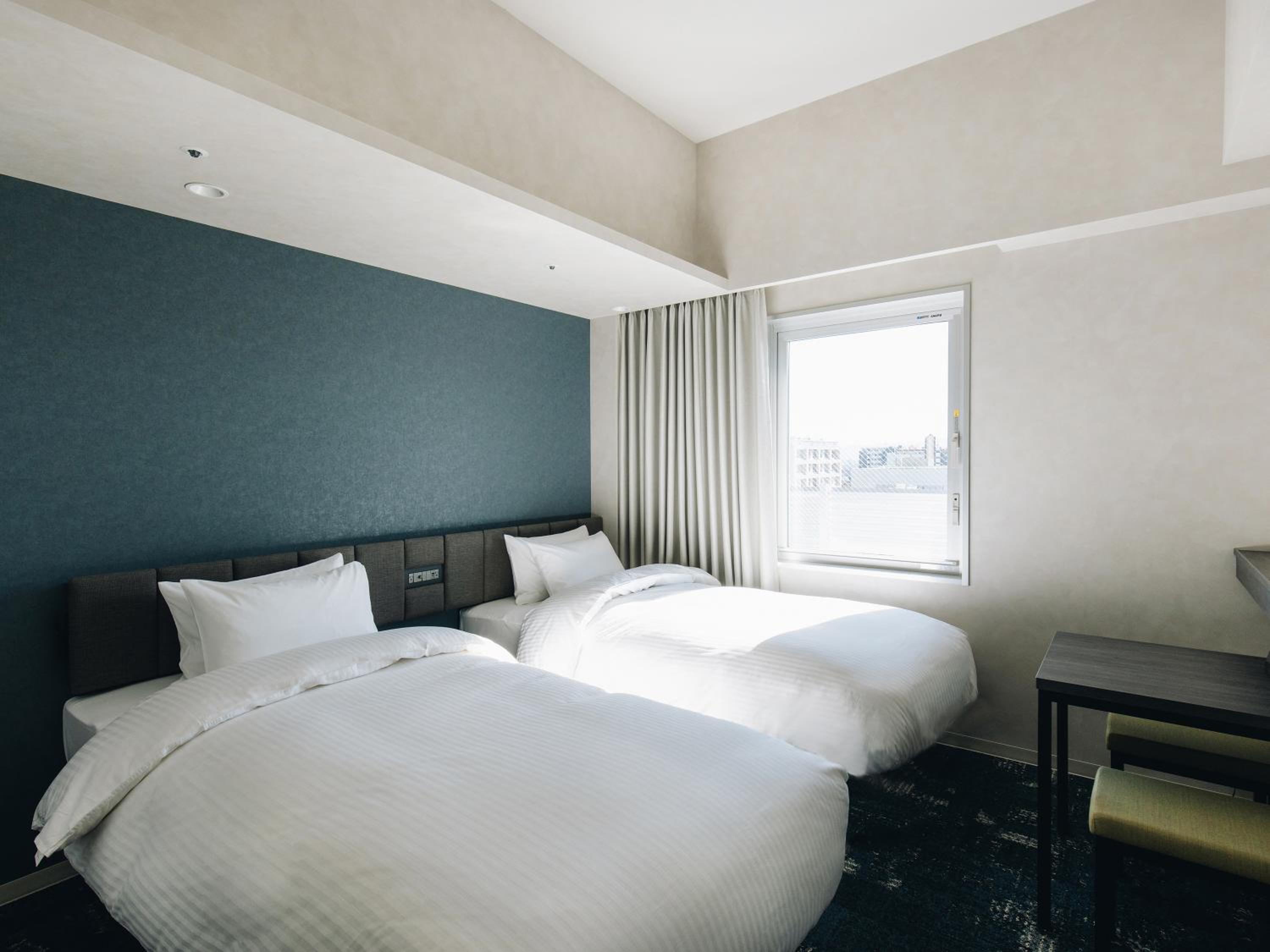 Standard Twin Room - Photo 1
