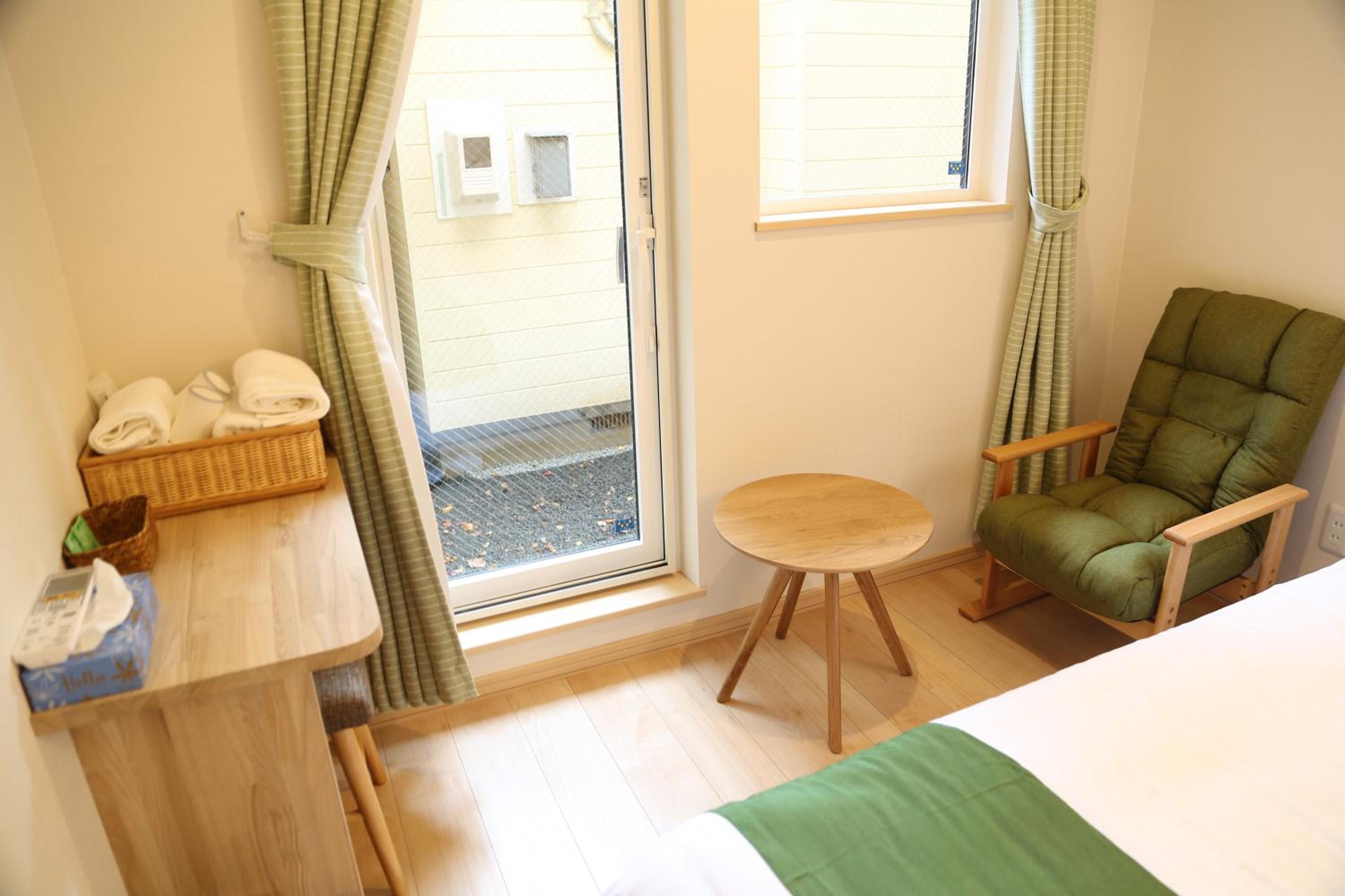 Double or Twin Room with Bathroom photo 2