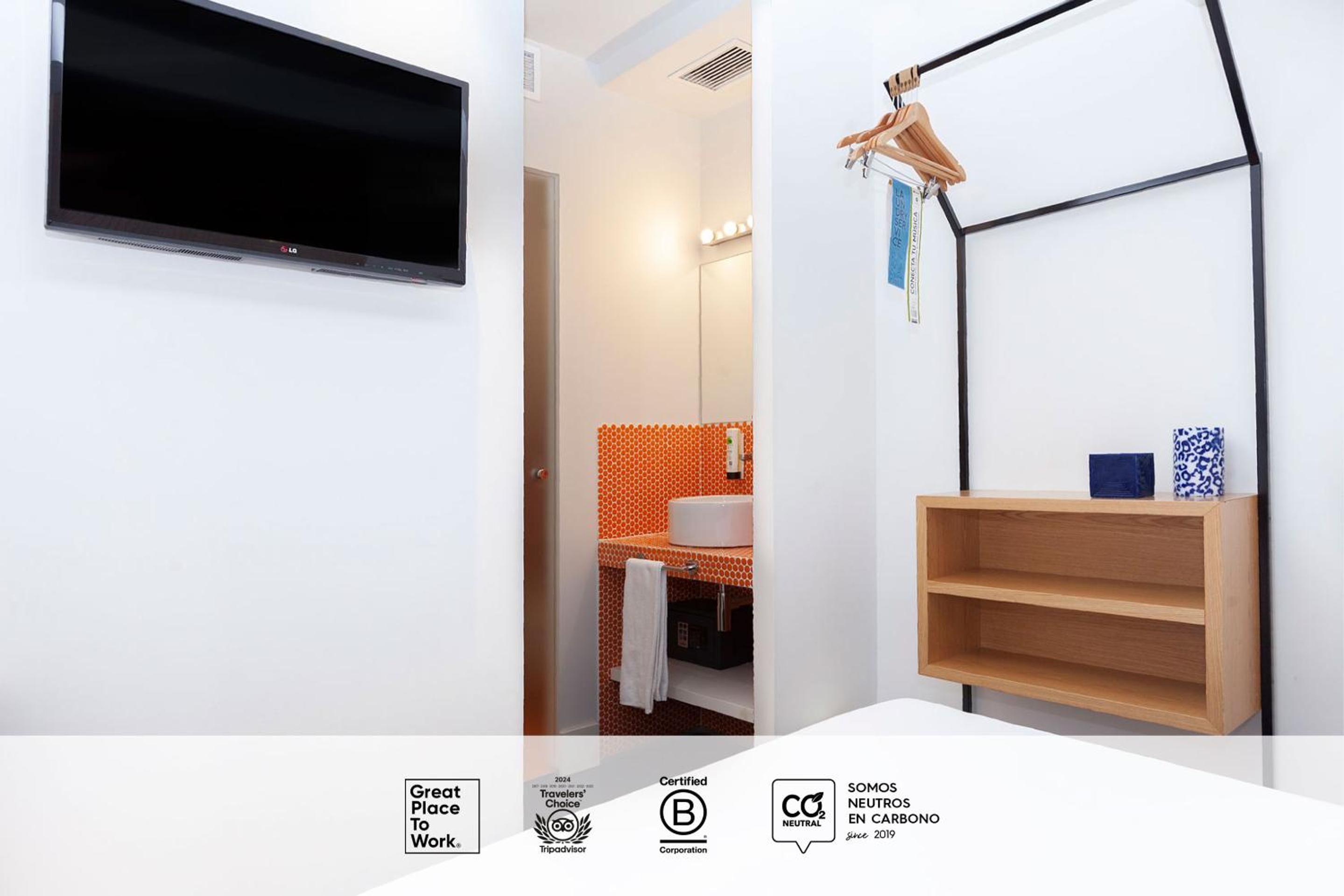 Small Double Room photo 3