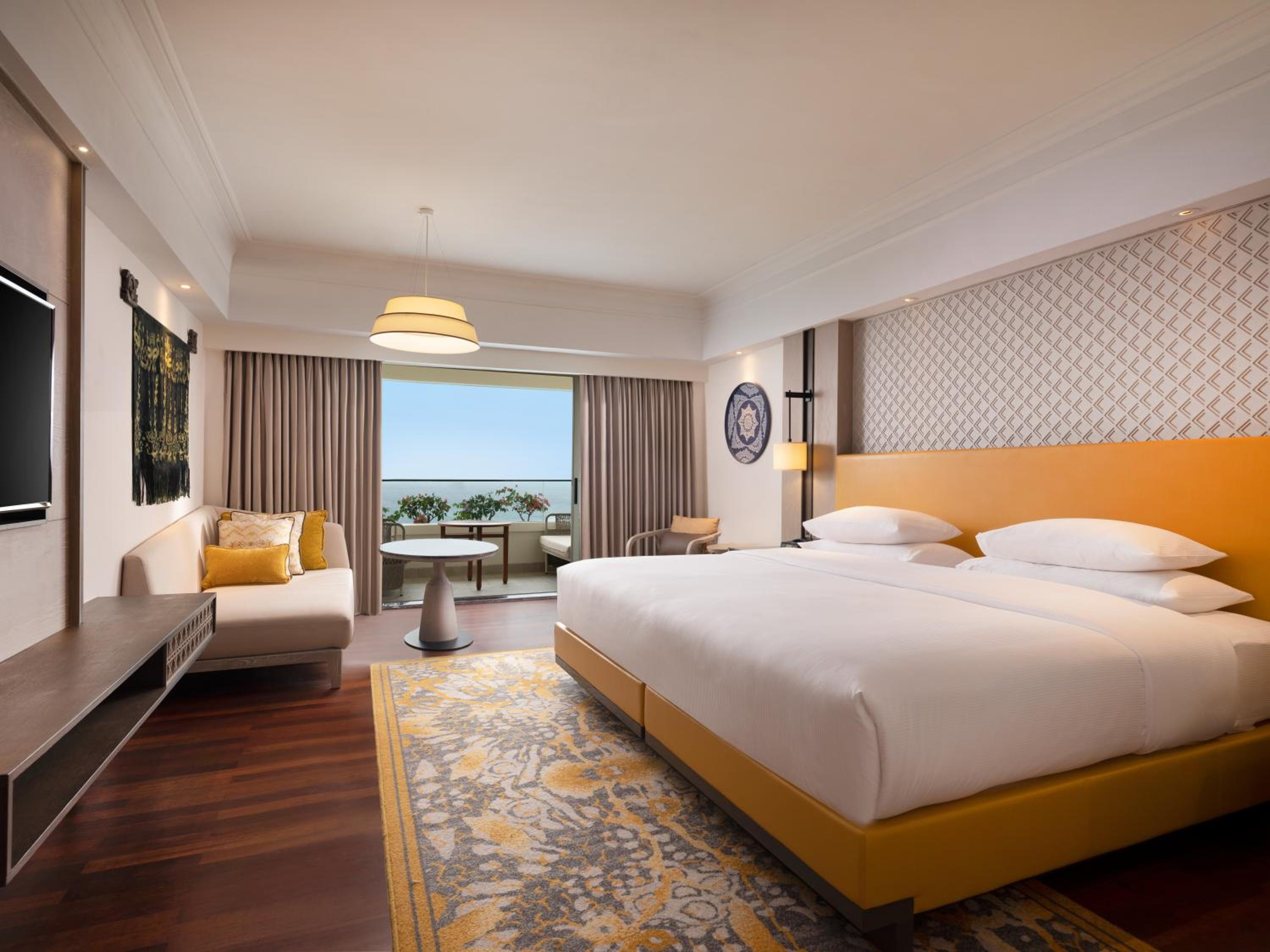 Deluxe King Room with Ocean View