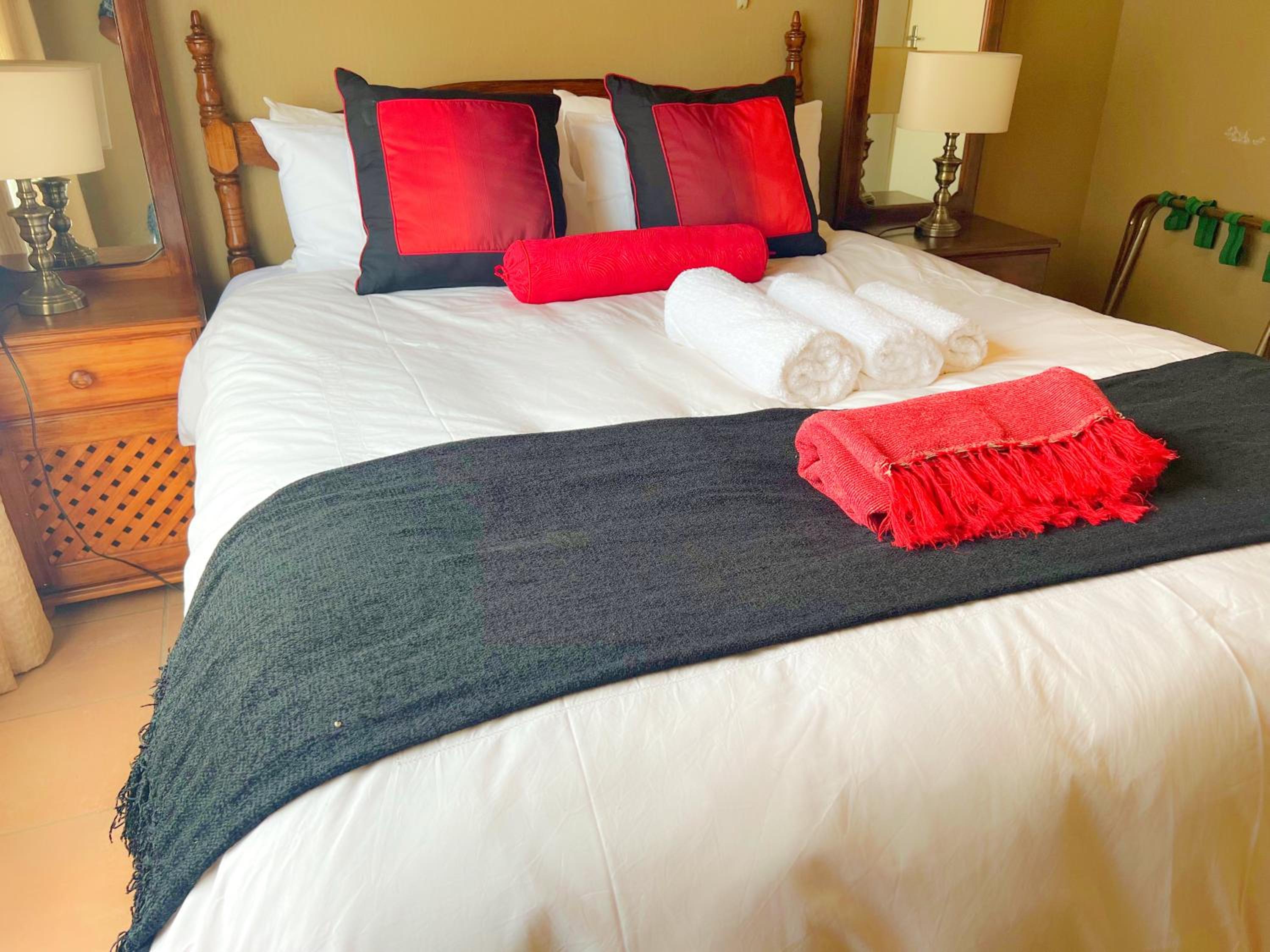 Deluxe Double Room with Balcony - Photo 1