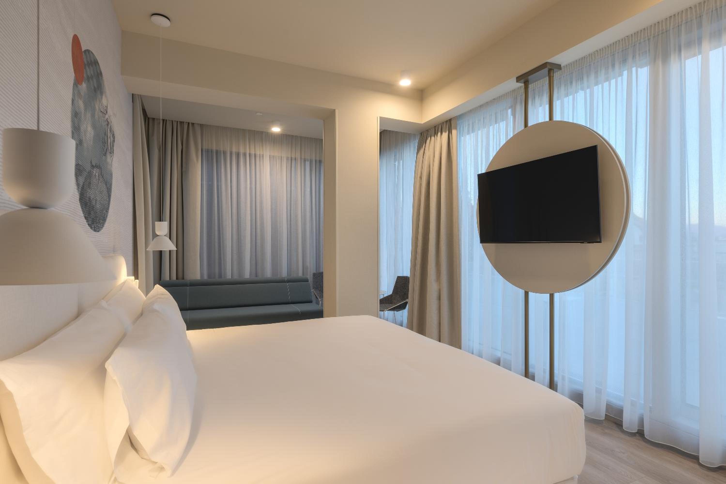 Junior Suite - Photo 16