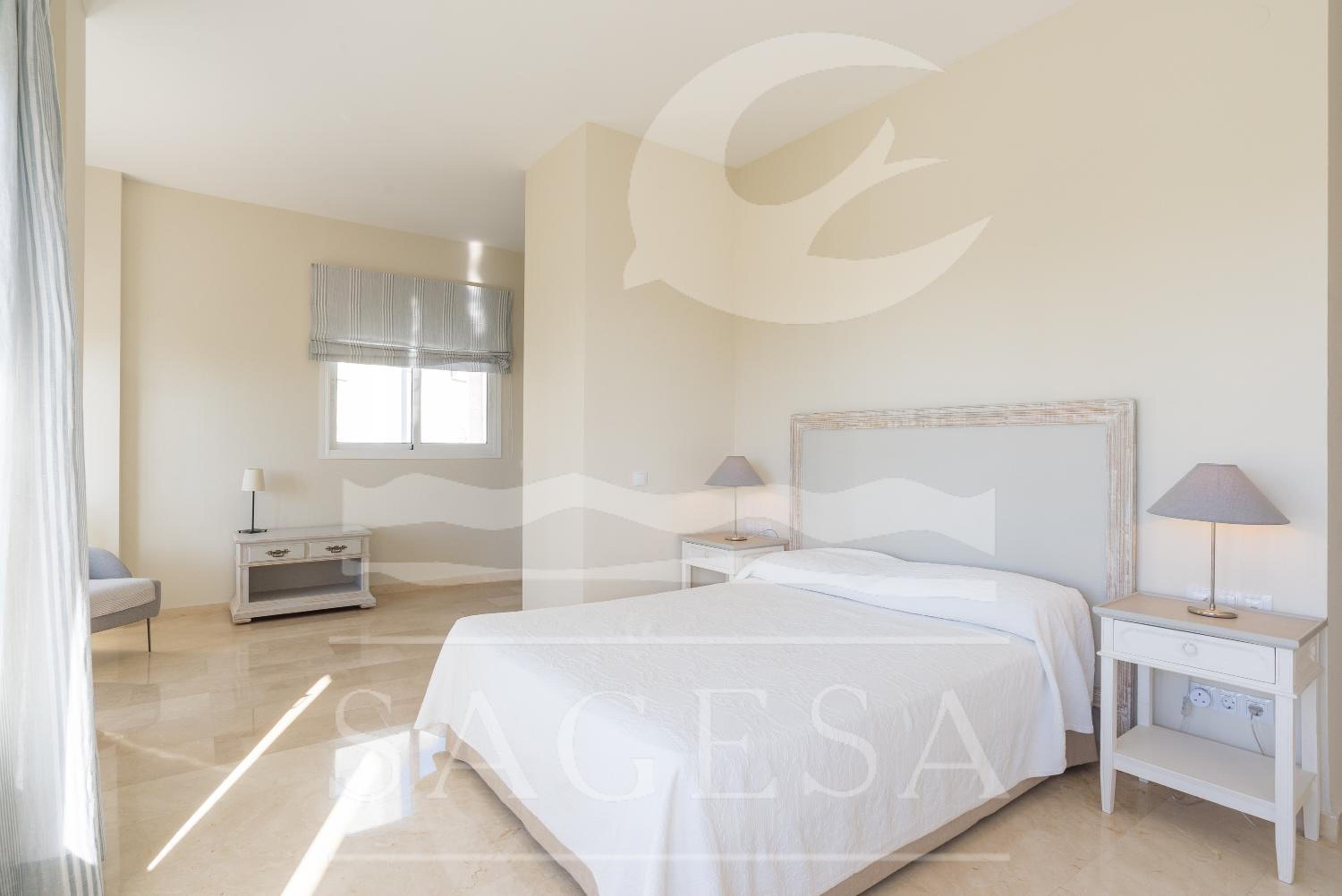 Villa con piscina privada