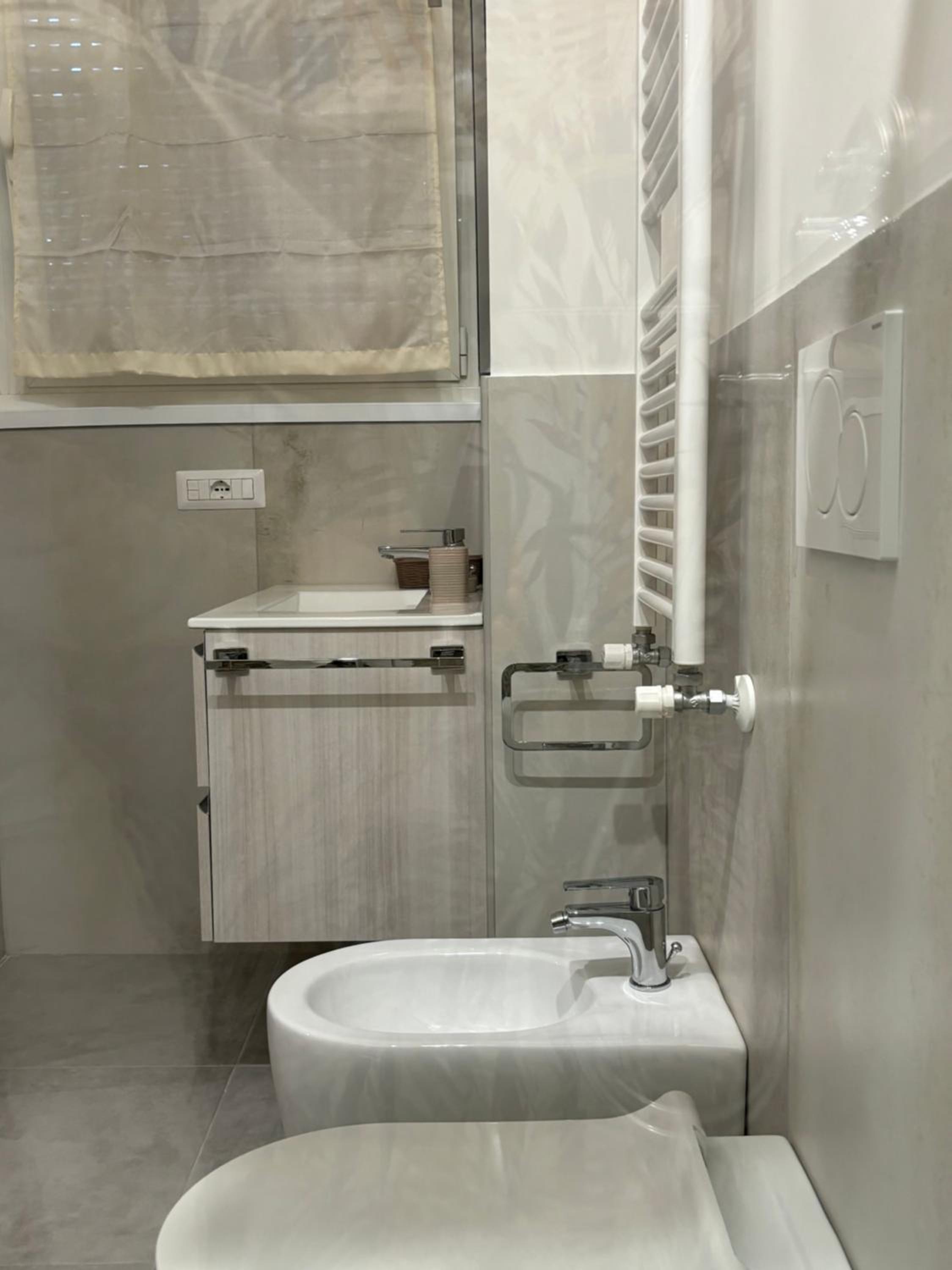 Double or Twin Room with Private Bathroom
