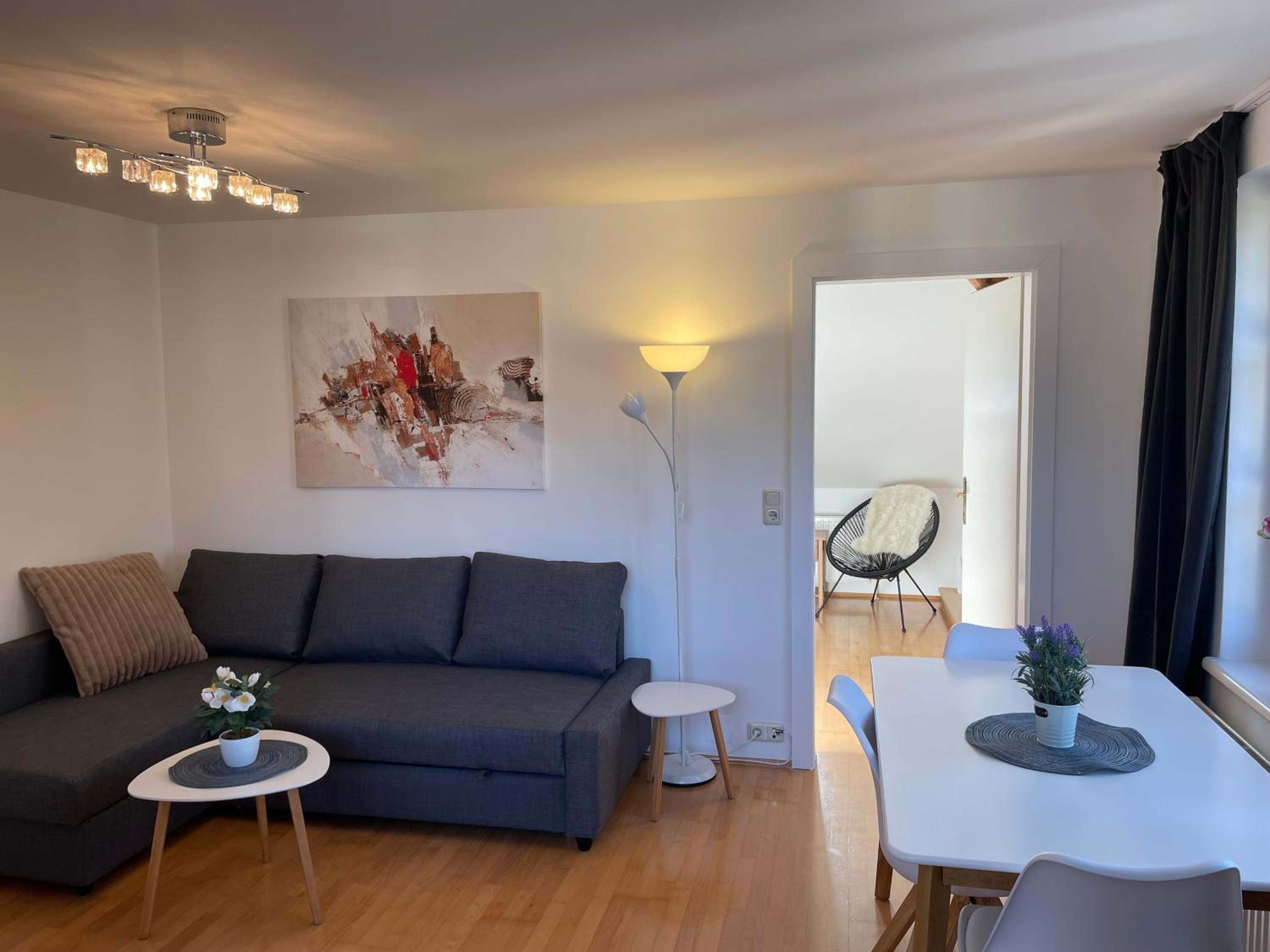 One-Bedroom Apartment photo 1