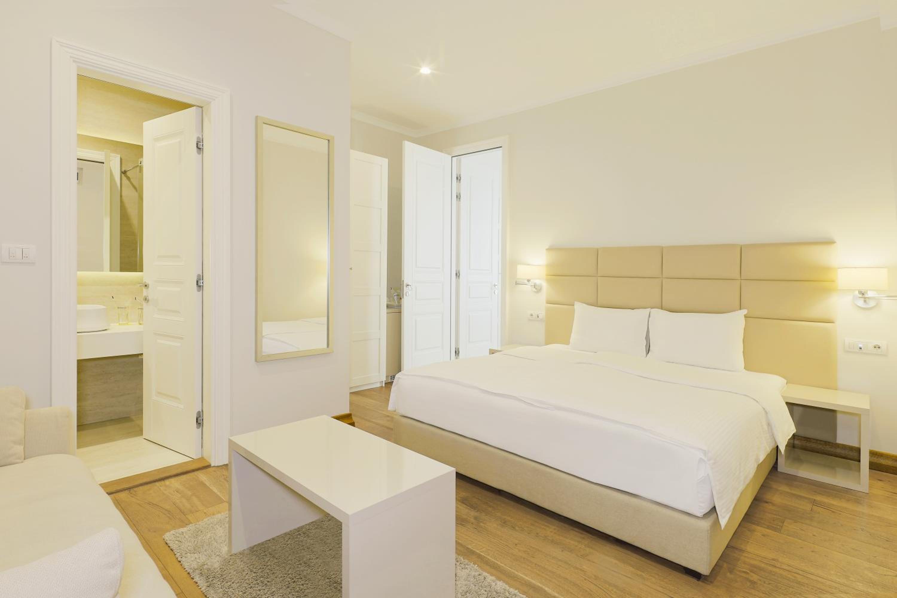 Twin Room with Extra Bed