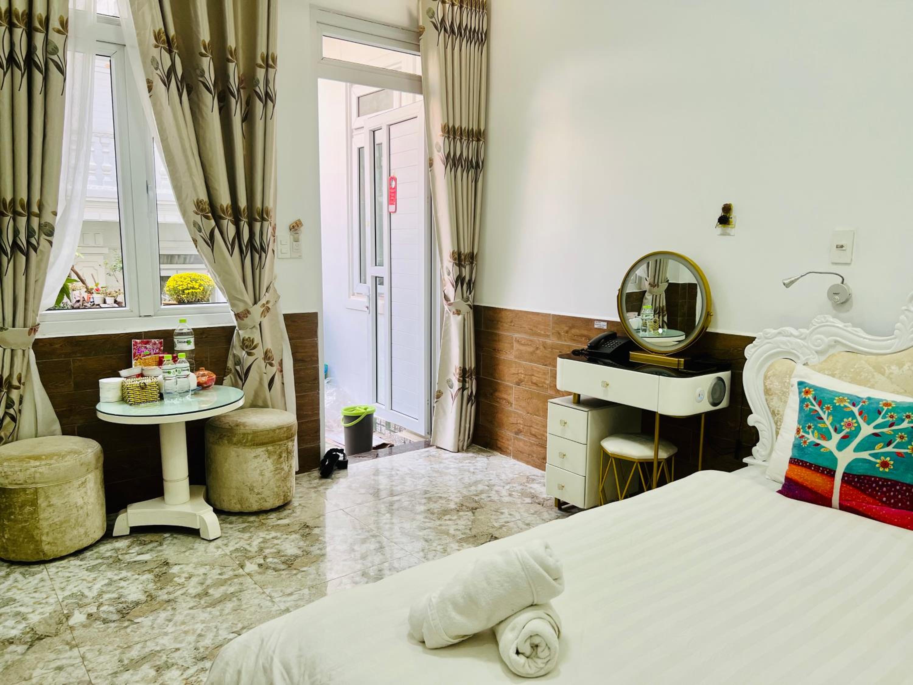 King Room with Garden View