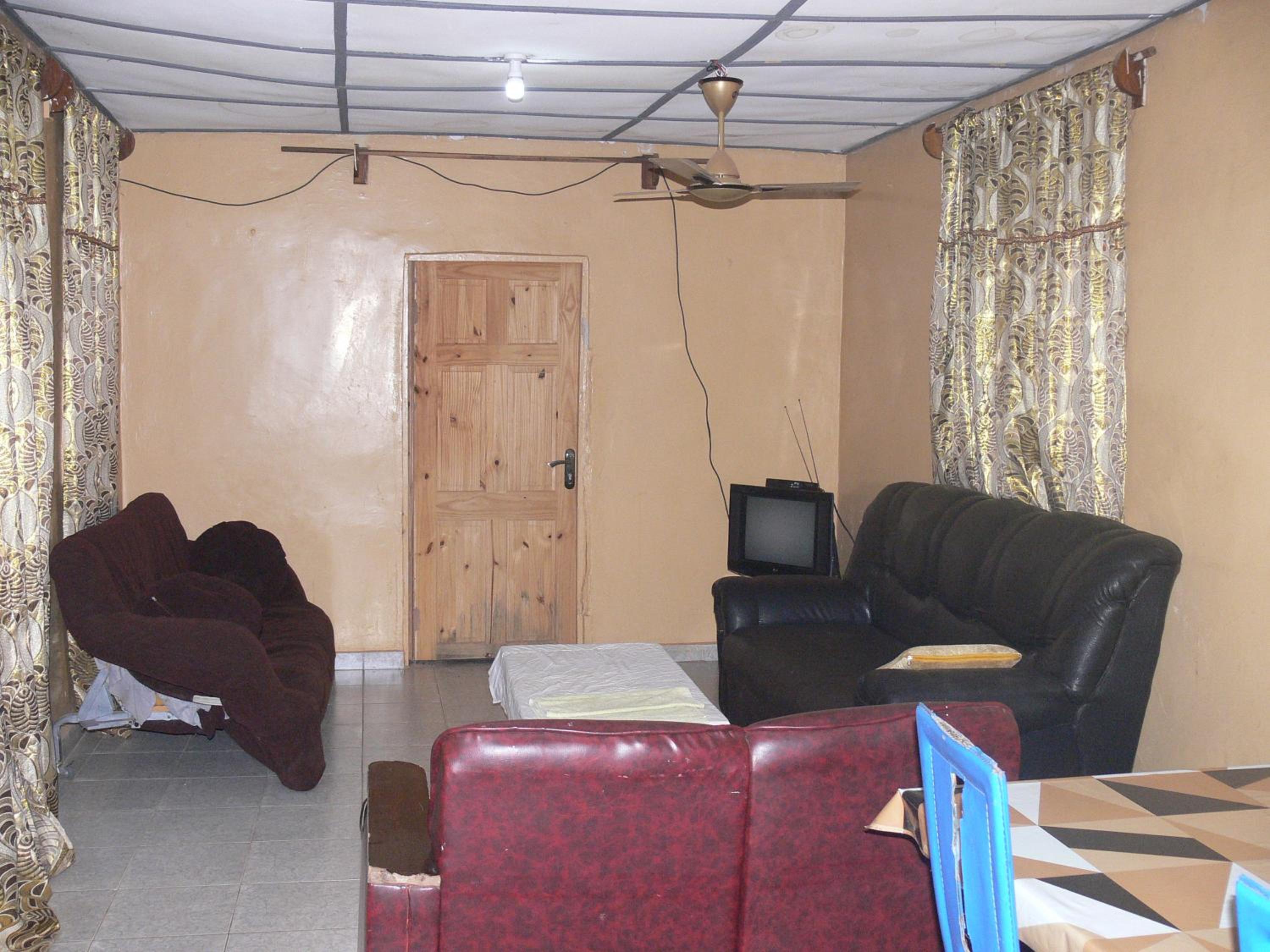 One-Bedroom House photo 2