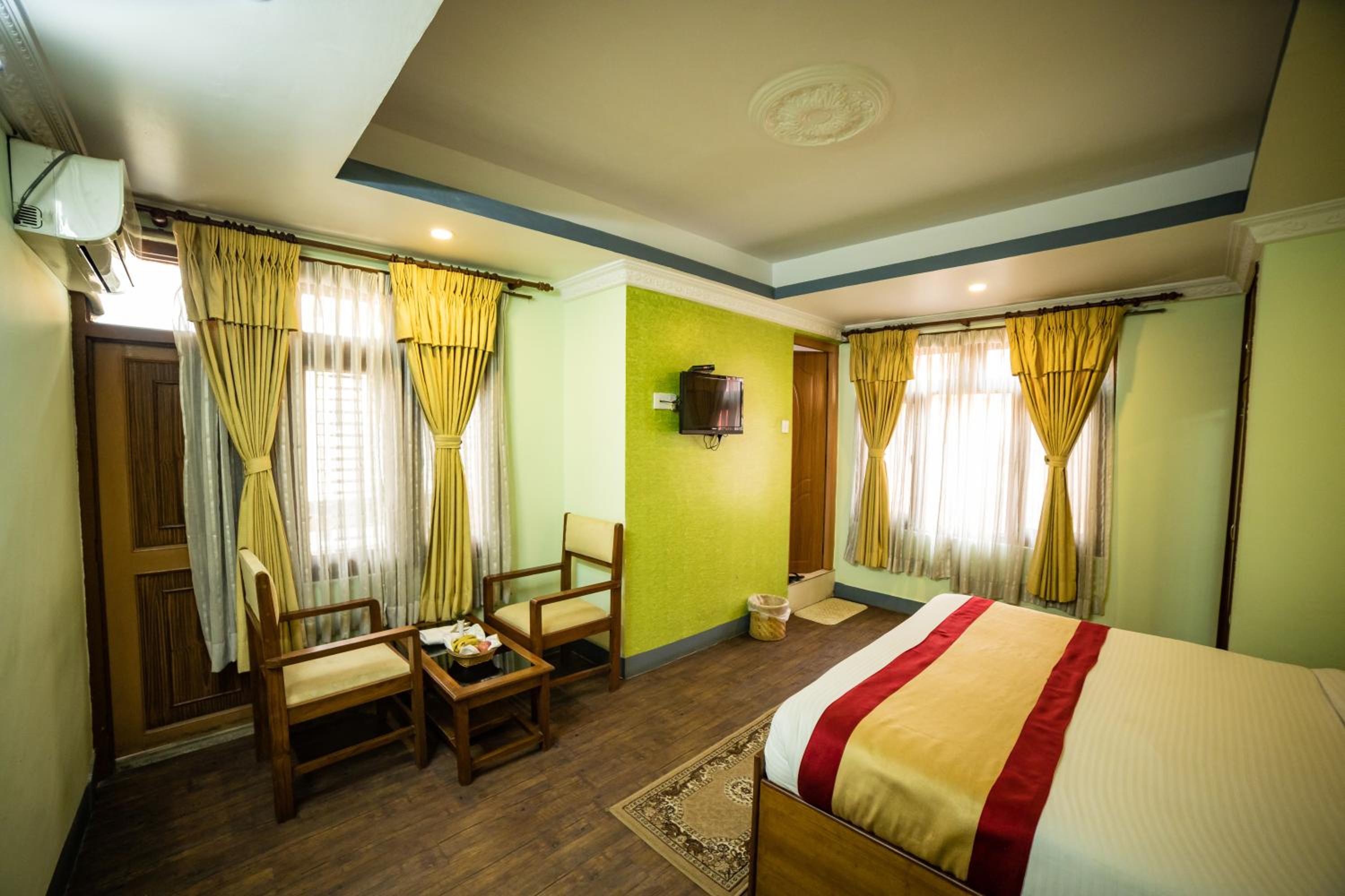 Standard Double or Twin Room with Garden View