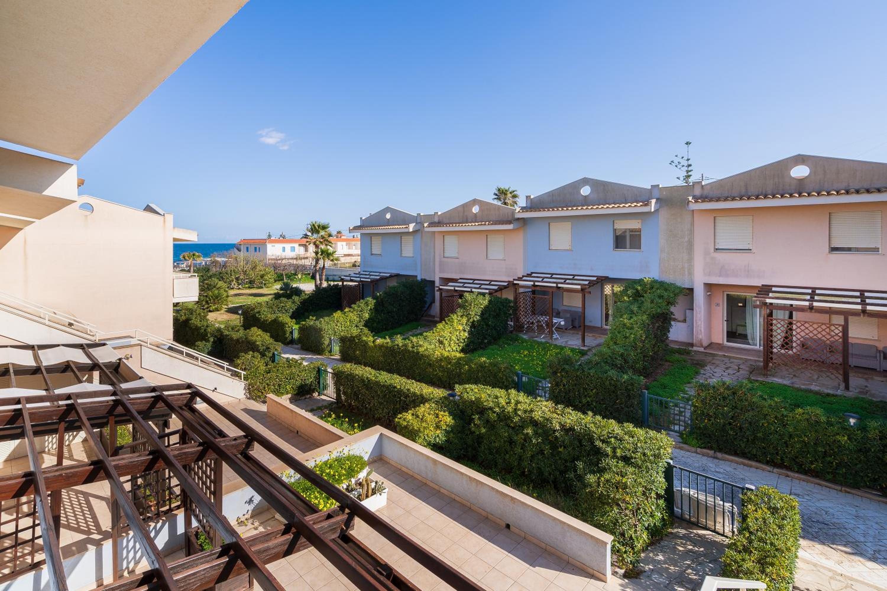 Superior One-Bedroom Apartment with Balcony photo 3