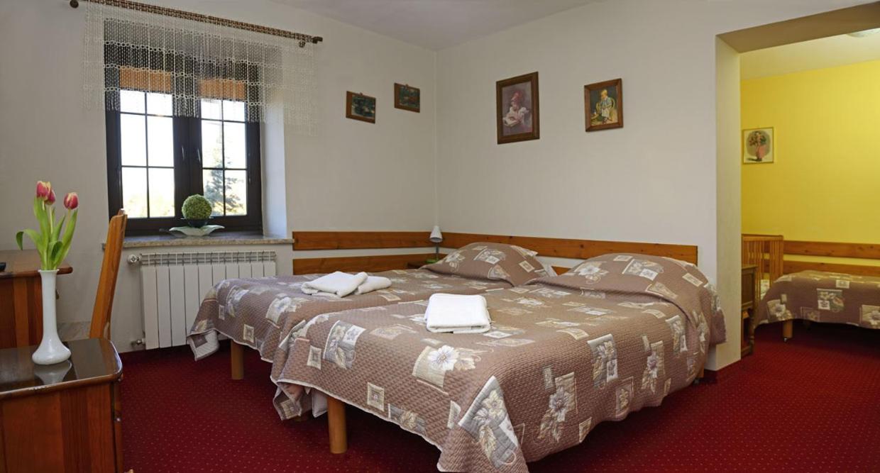 Standard Triple Room - Photo 3